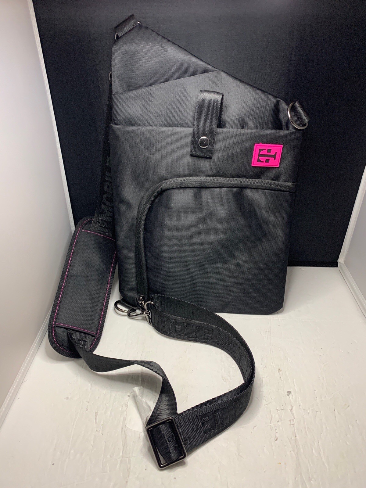 T-Mobile Tech Sling Crossbody Organizer Rare Bag- Black w/Magenta “T” Logo