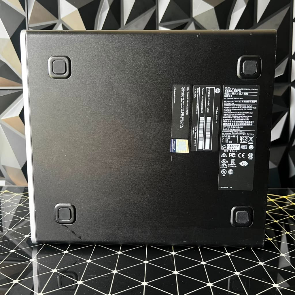 HP ProDesk 600 G4 SFF ( i5 8th Gen / 32 GB RAM / 256 GB SSD ) Win11 Pro