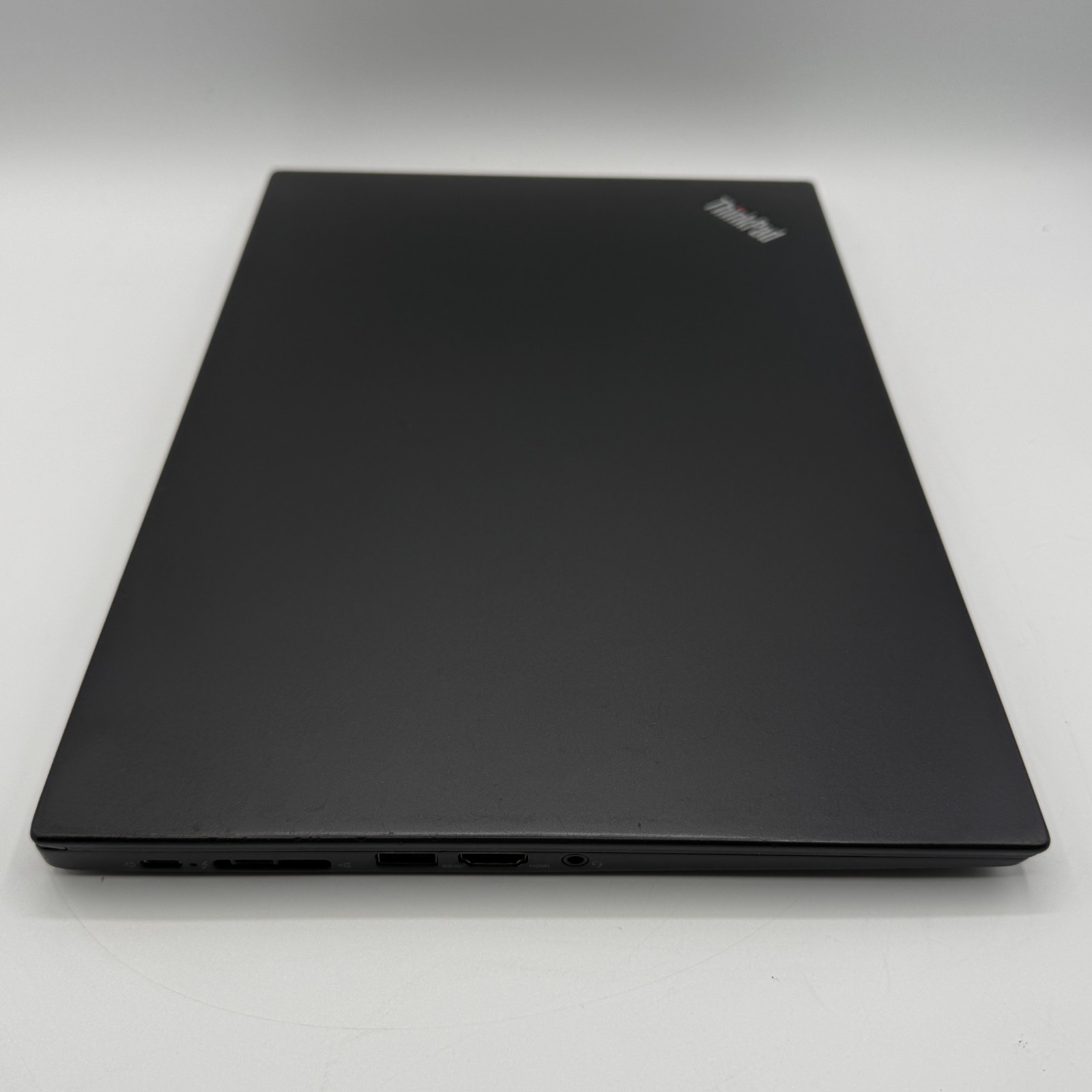 Lenovo ThinkPad T490s 14″ i5-8265U 8GB RAM 256GB SSD Win11 Pro Fingerprin Fair