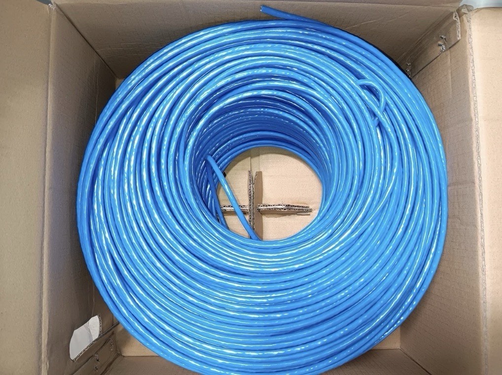 Monk Cables Cat6 Plenum CMP Rated Jacket 1000ft UTP 550MHz 23AWG Ethernet Blue