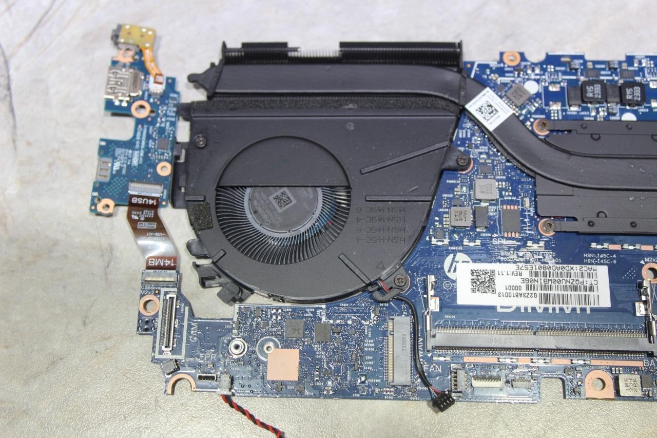 T427 ~ HP EliteBook 840 G9 14″ Notebook i7-1265U 1.8GHz MOTHERBOARD N22975-601