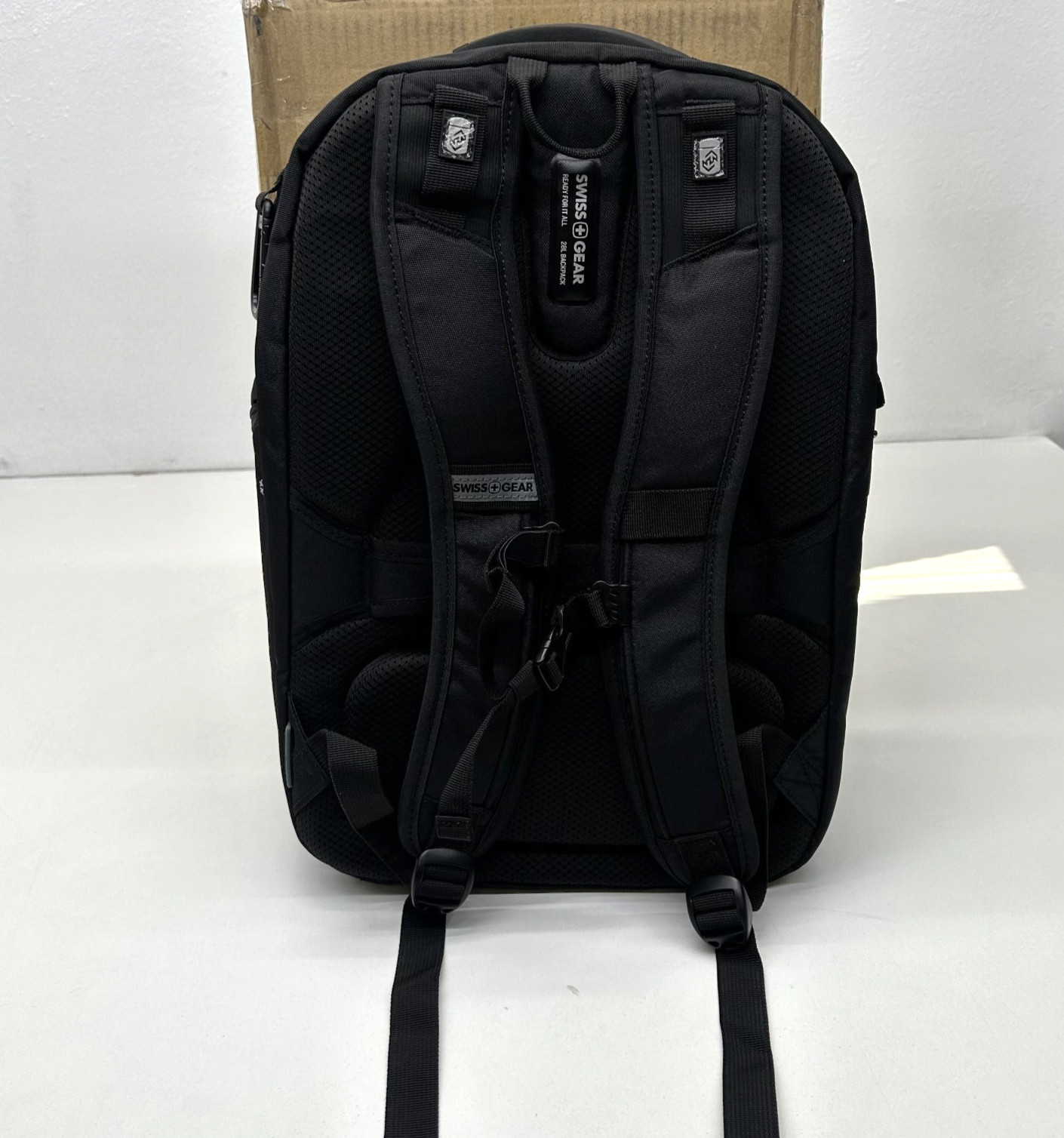 SwissGear Endure Lite Laptop Backpack With 17″ Laptop Pocket, Black