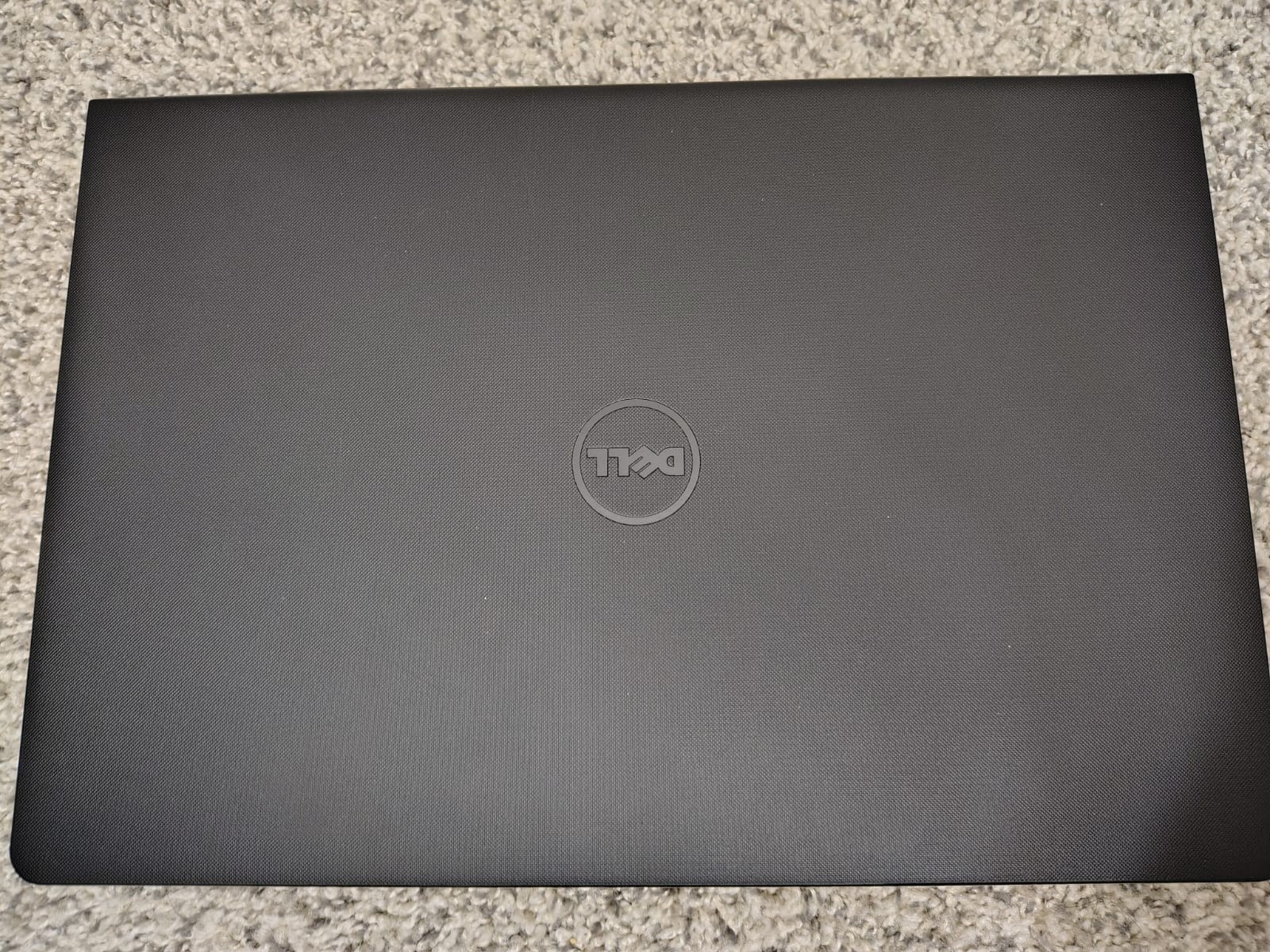 Dell 15.6″ Laptop | Intel Core i3 7th Gen 2.40GHz | 6GB RAM | 500GB SSD, charger