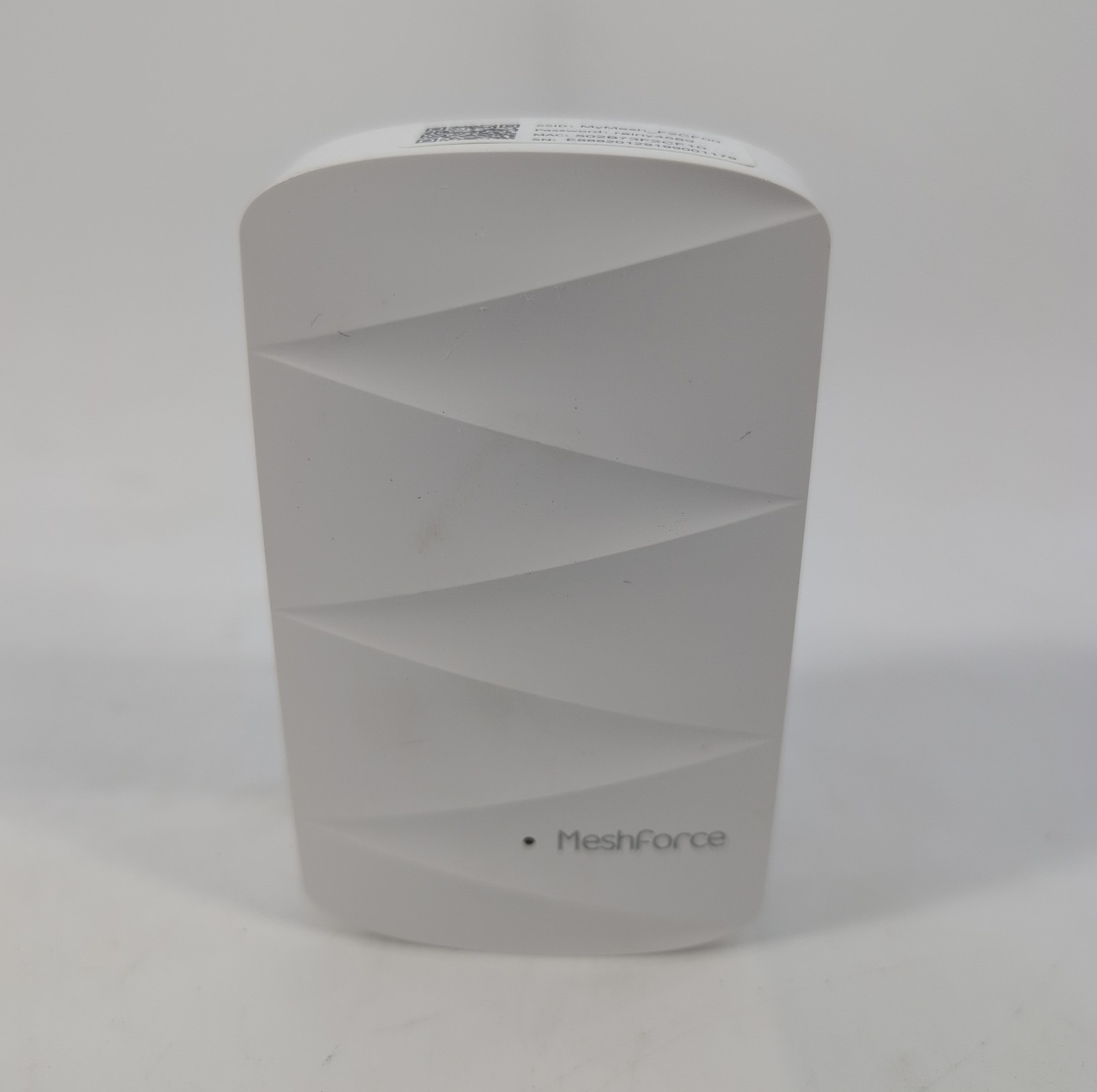 MeshForce M3 Dot Wall Plug WiFi Extender – Works with MeshForce M1 & M3
