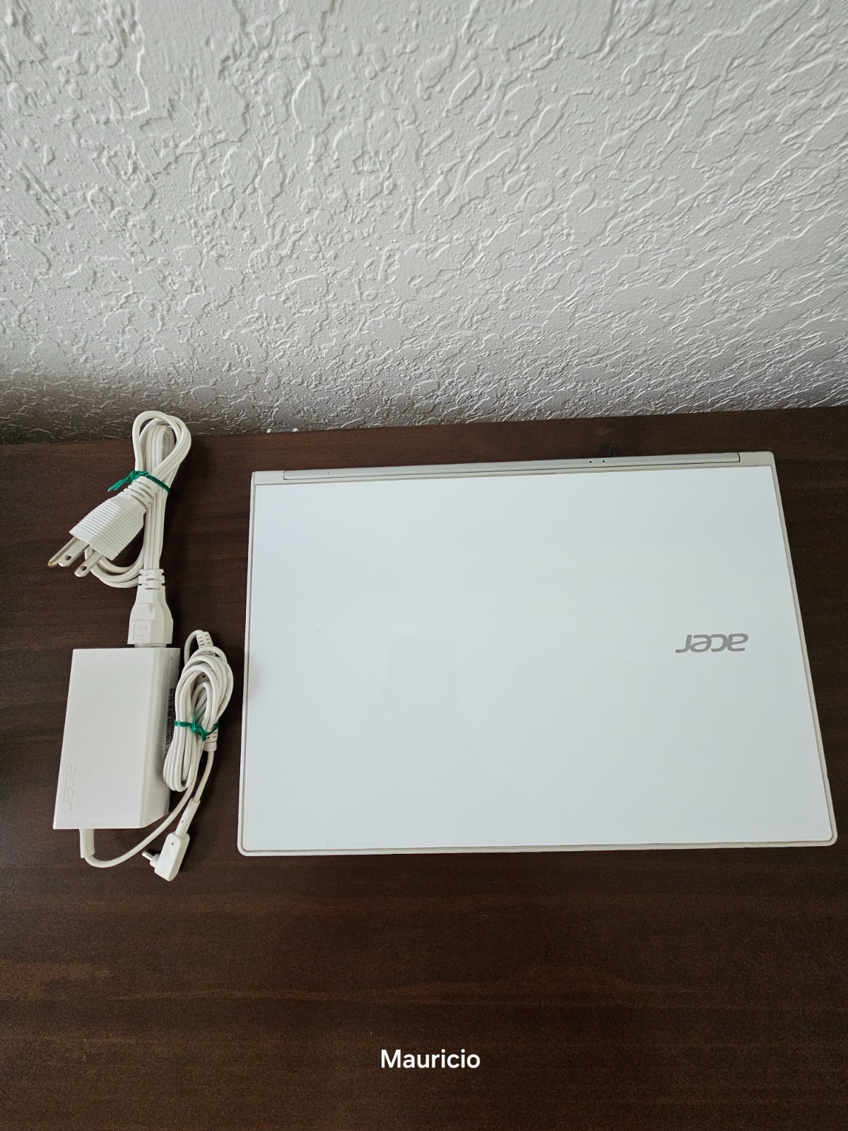 ACER Aspire S7-393,Mint.Intel i7-5500U, 256 Gb.SSD, 8 Gb.RAM. Display:2560×1440.