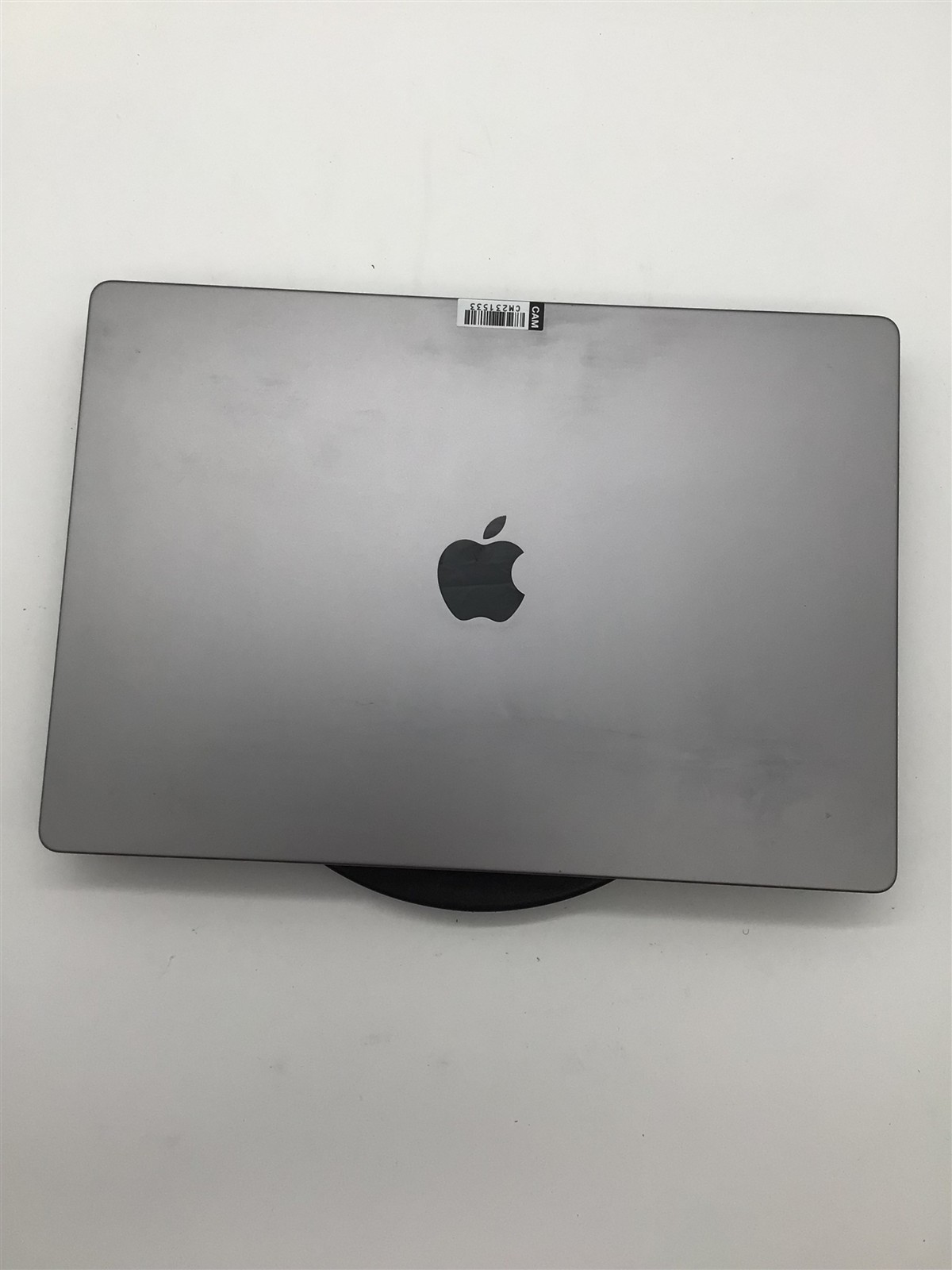 Apple A2485 MacBook Pro 16″ Apple M1 Pro/16GB RAM/1TB SSD – MacOS Tahoe
