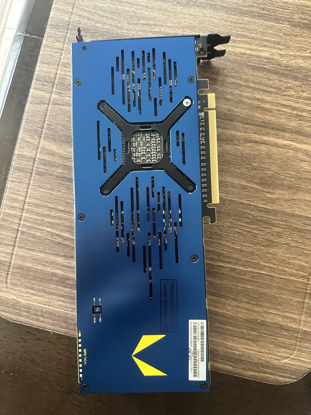 AMD Radeon Vega 64 Frontier Edition Graphics Card 16GB 109-D05057-00_02