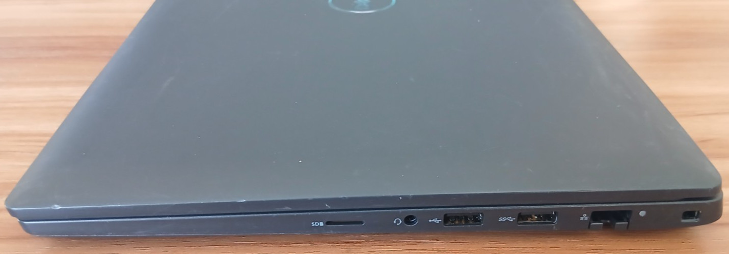 Dell Latitude 3420- 14″ Hd-i7-1165g7-Nvidia Mx350-16gb/256gb READ***