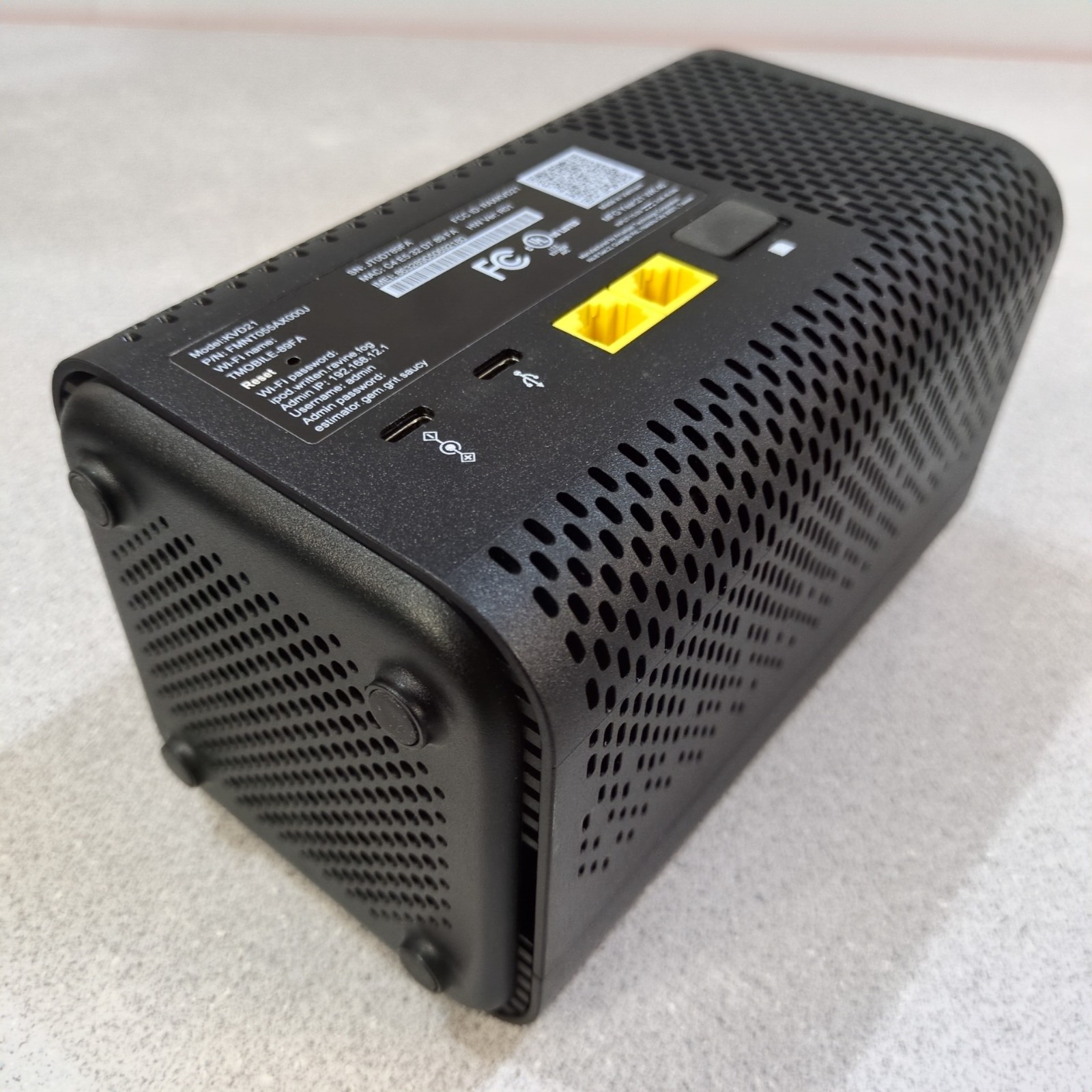 T-Mobile ARC KVD21 5G Home Internet Wi-Fi Gateway – Black – Used NO ADAPTER