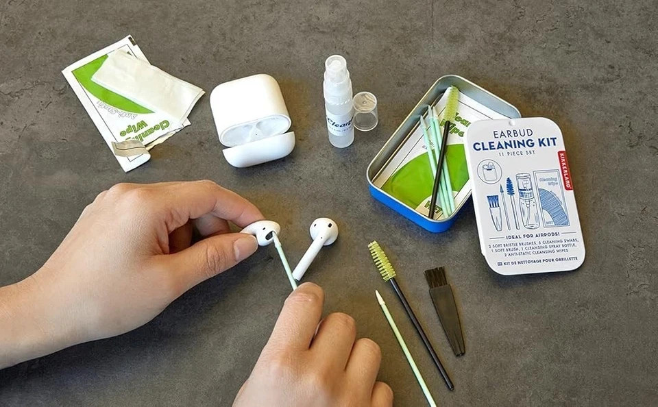 Kikkerland Earbud Cleaning Kit 11 Piece Set for Apple Airpods Headset Earphones