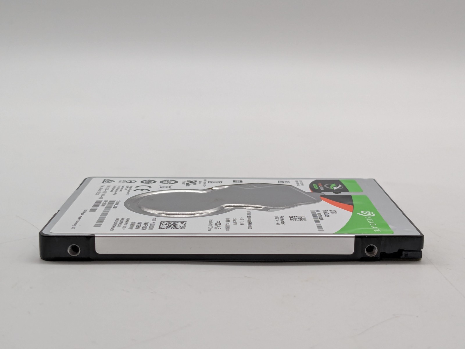 Seagate FireCuda 2TB SSHD ST2000LX001 2.5″ SATA III Hybrid Drive