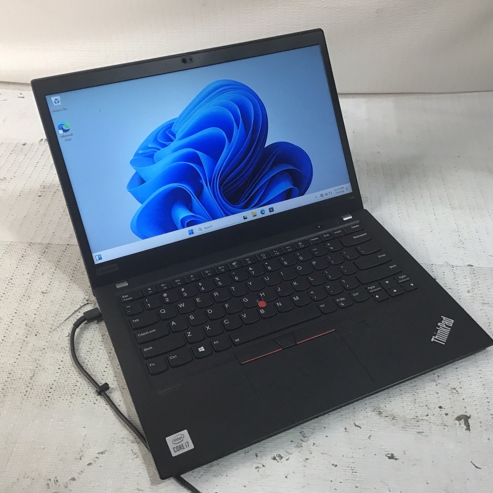 Lenovo ThinkPad T14s Gen 1 14″ i7-10510U 1.80GHz 16GB RAM 512GB SSD Bad Battery