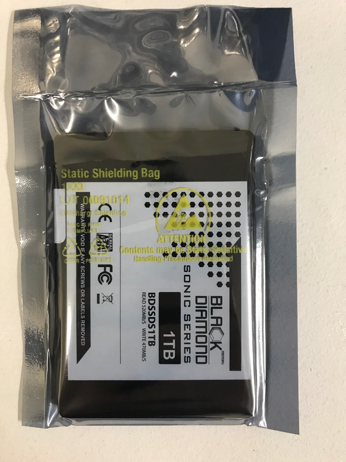 Black Diamond Memory sonic series BDSSDS1TB 1TB 2.5″ 520MB/S SSD