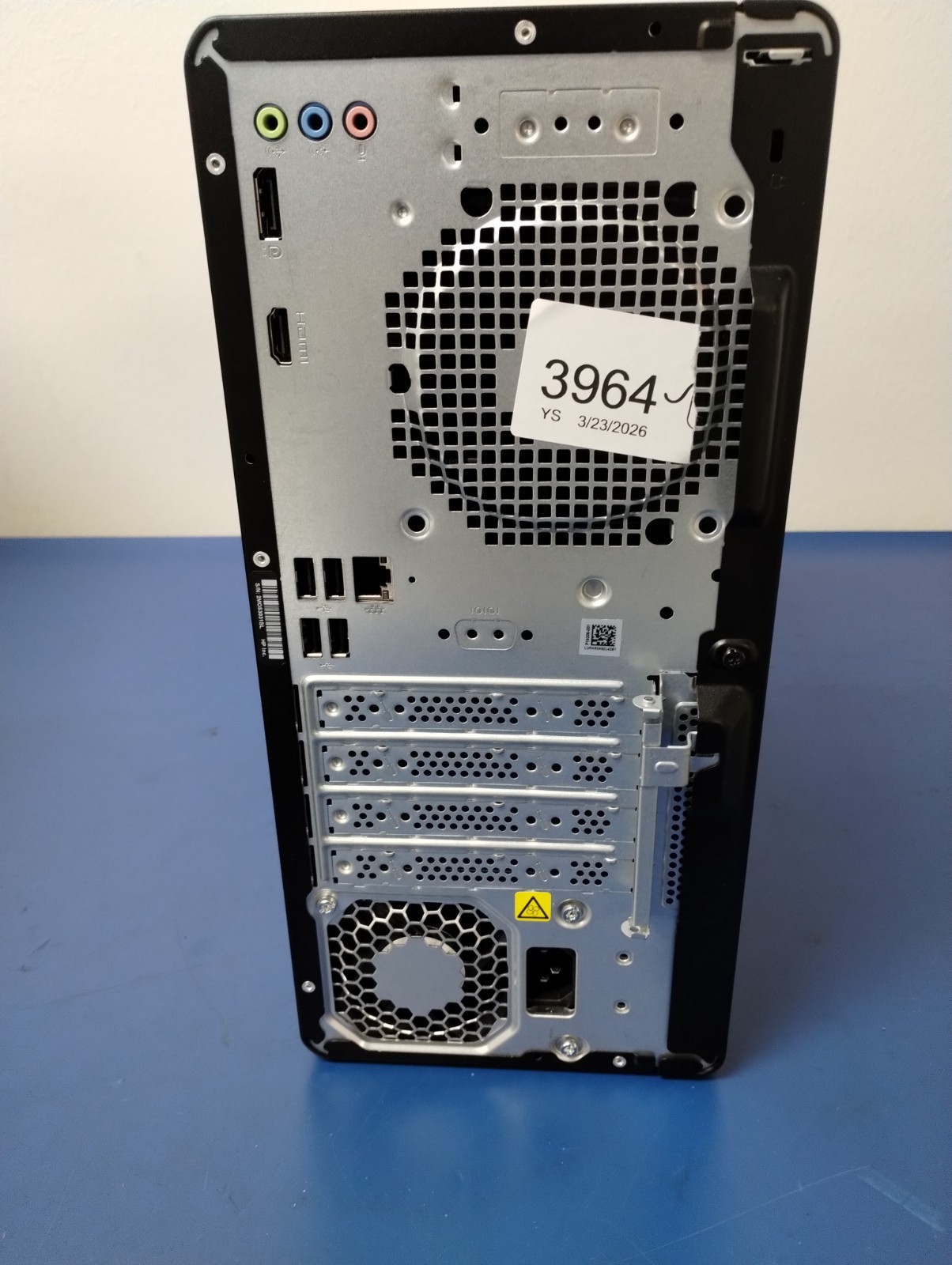 HP OmniDesk Desktop M02-0XXX, AMD Ryzen 7, 4.20 GHz, 32 GB RAM, 1 TB SSD