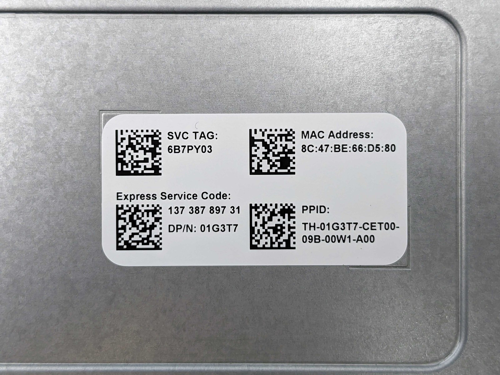 Dell EMC SD-WAN EDGE 3400 8C Xeon D-2145NT 32GB DDR4 2666V 256GB SSD Switch