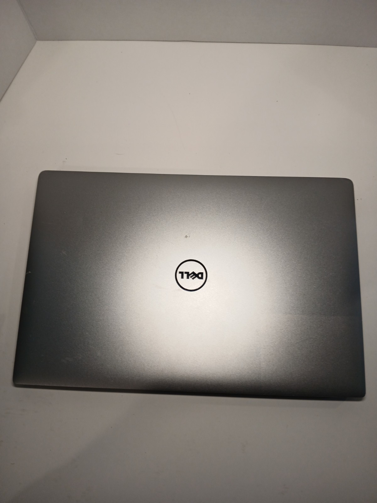 Dell Precision 5520 15.6″ Laptop i7-7820HQ 8GB RAM NO OS/SSD M1200 #97