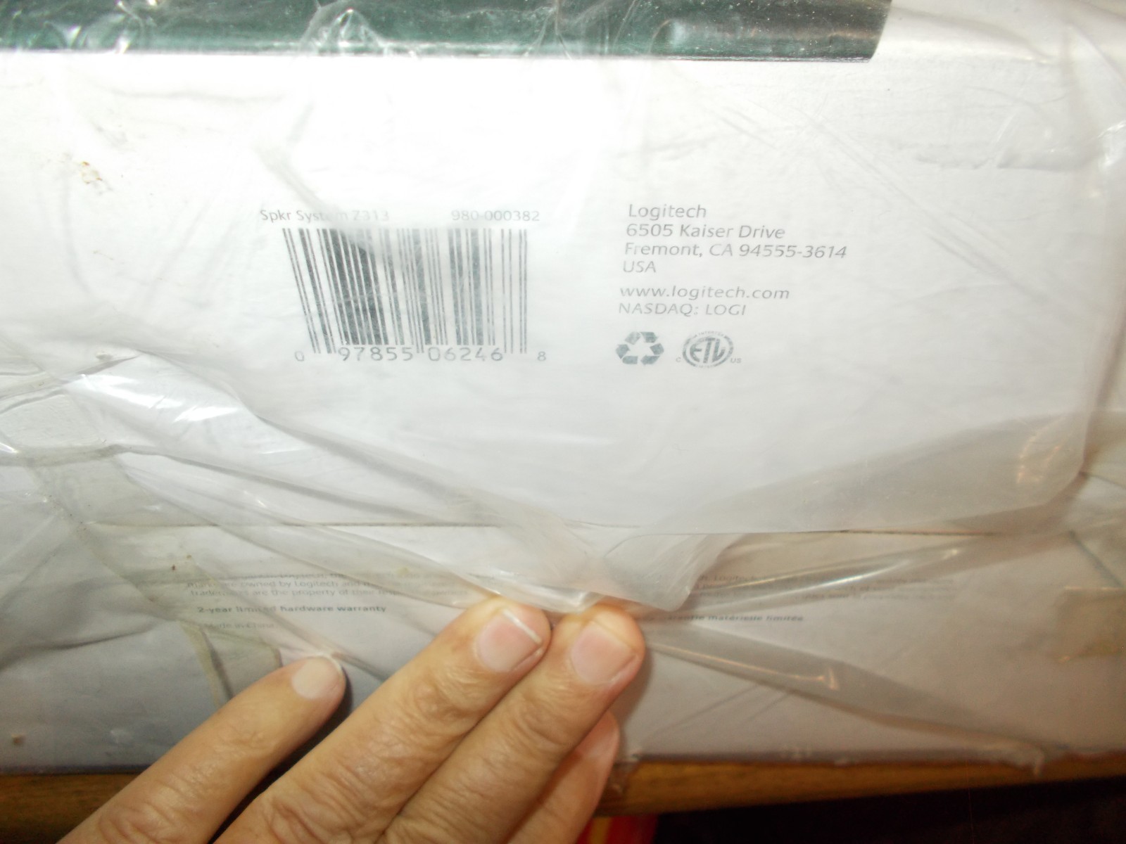 Logitech Z313 Speaker System with Subwoofer (980-000382) SEALED NOS