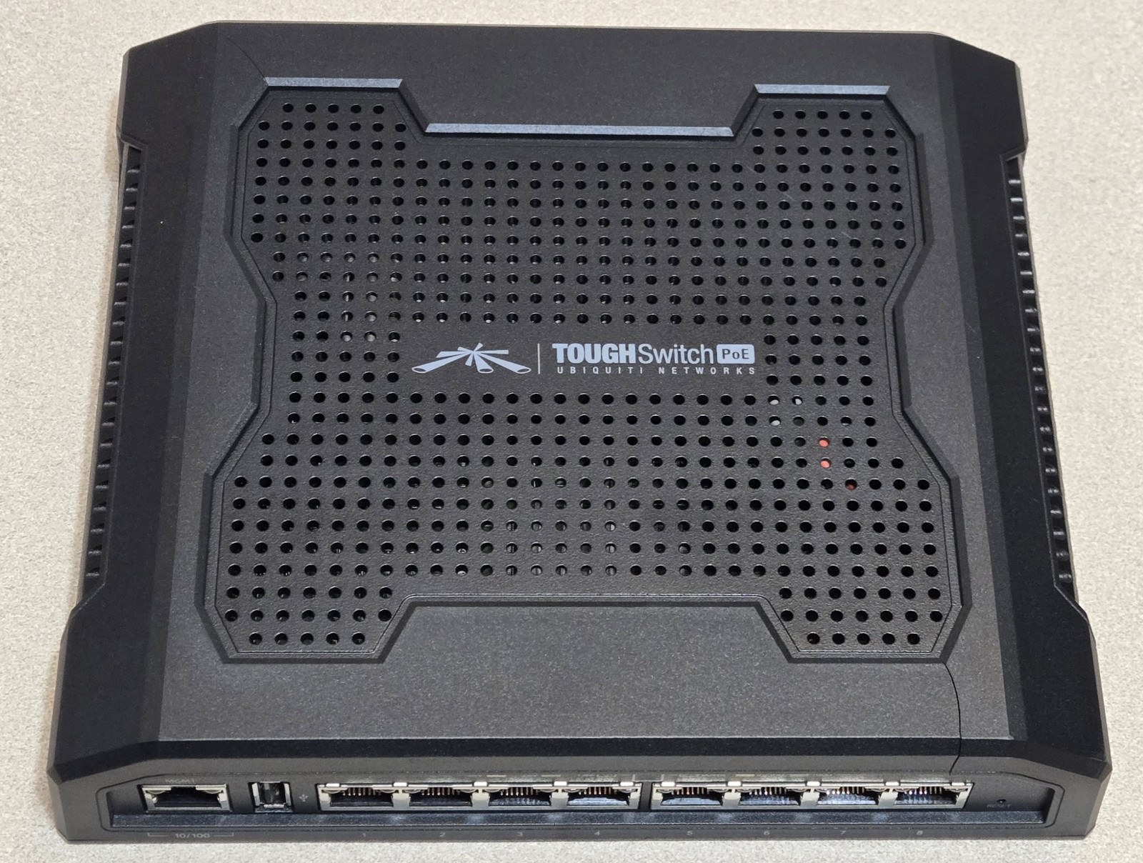 Ubiquiti Networks Tough Switch TS-8-PRO 8-Port PoE Managed Tough Switch
