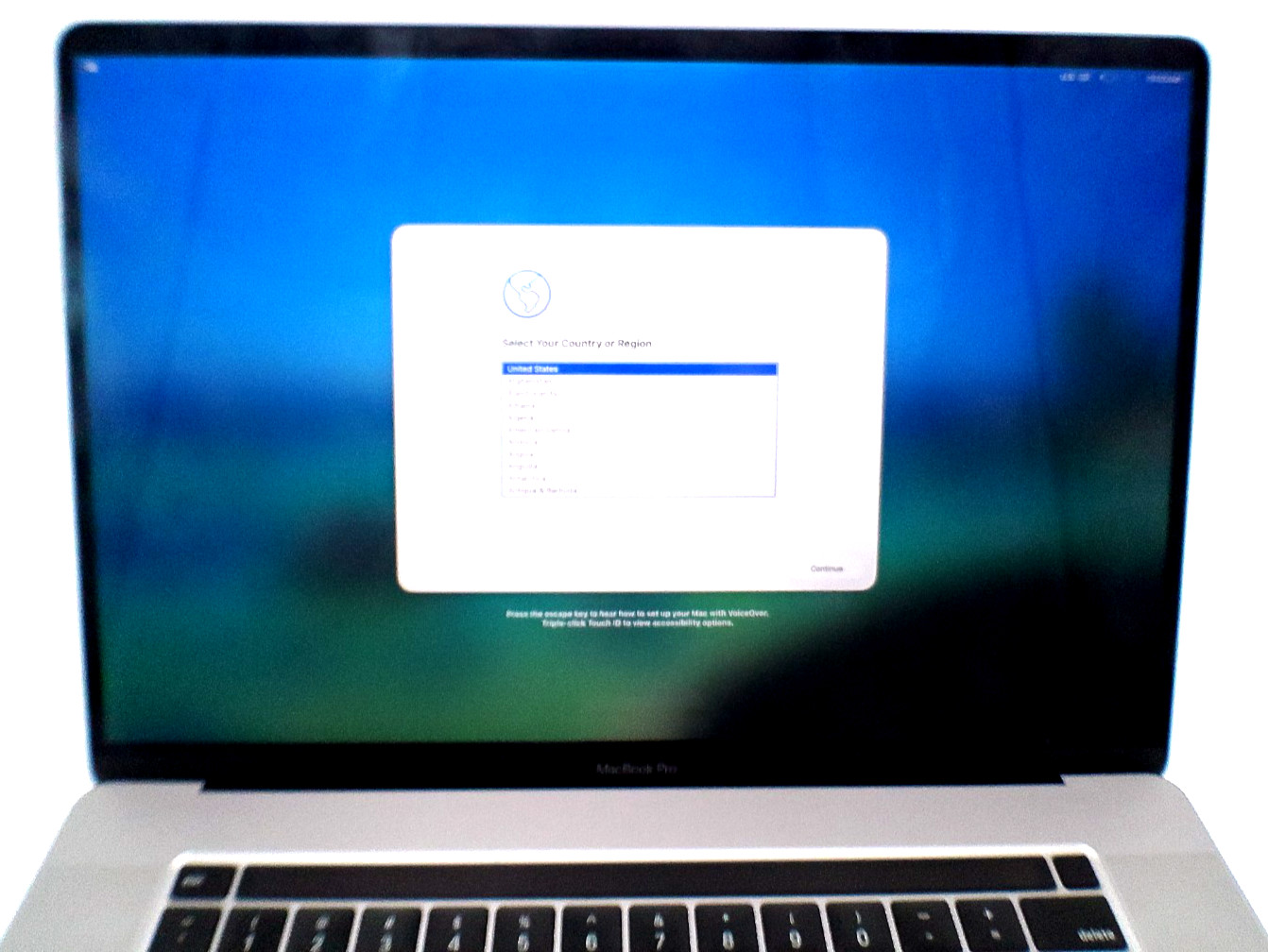 APPLE MACBOOK PRO A2141 16-INCH, 2019, i9-9980HK, 16GB, 1TB, 79% Battery