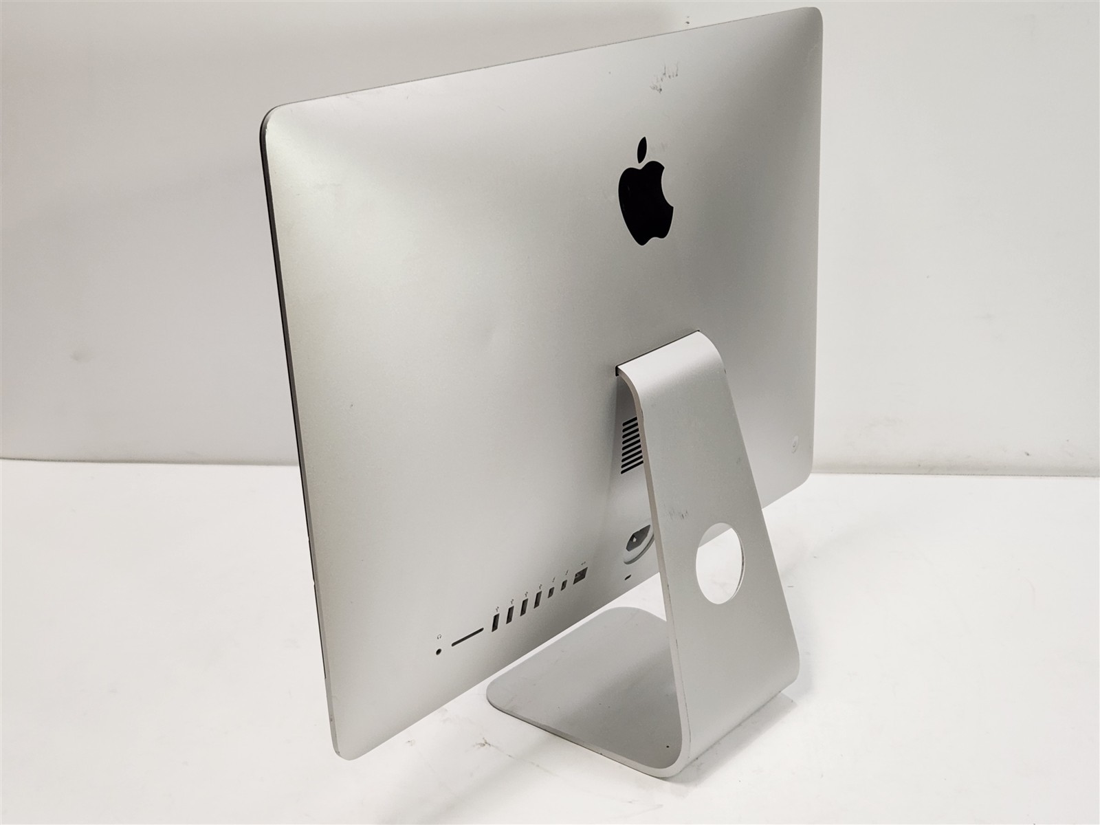2015 21.5″ Apple iMac 16,1 Intel Core i5-5th gen @1.60GHz 8GB 1TB HDD ~CRCKED~