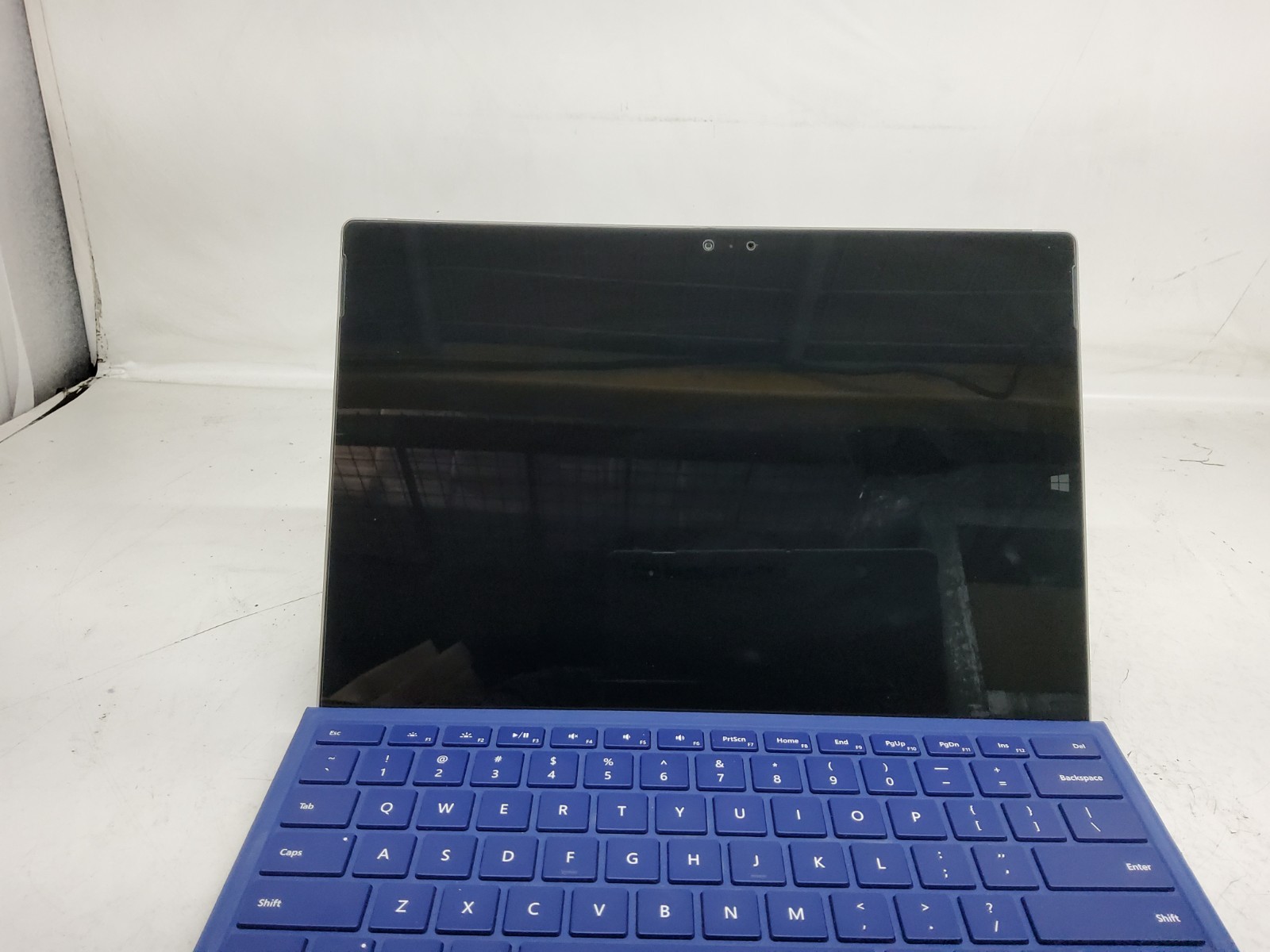 Microsoft Surface Pro 1631 Intel Core i7-4650U 1.7GHz 8GB 512GB SSD NO OS
