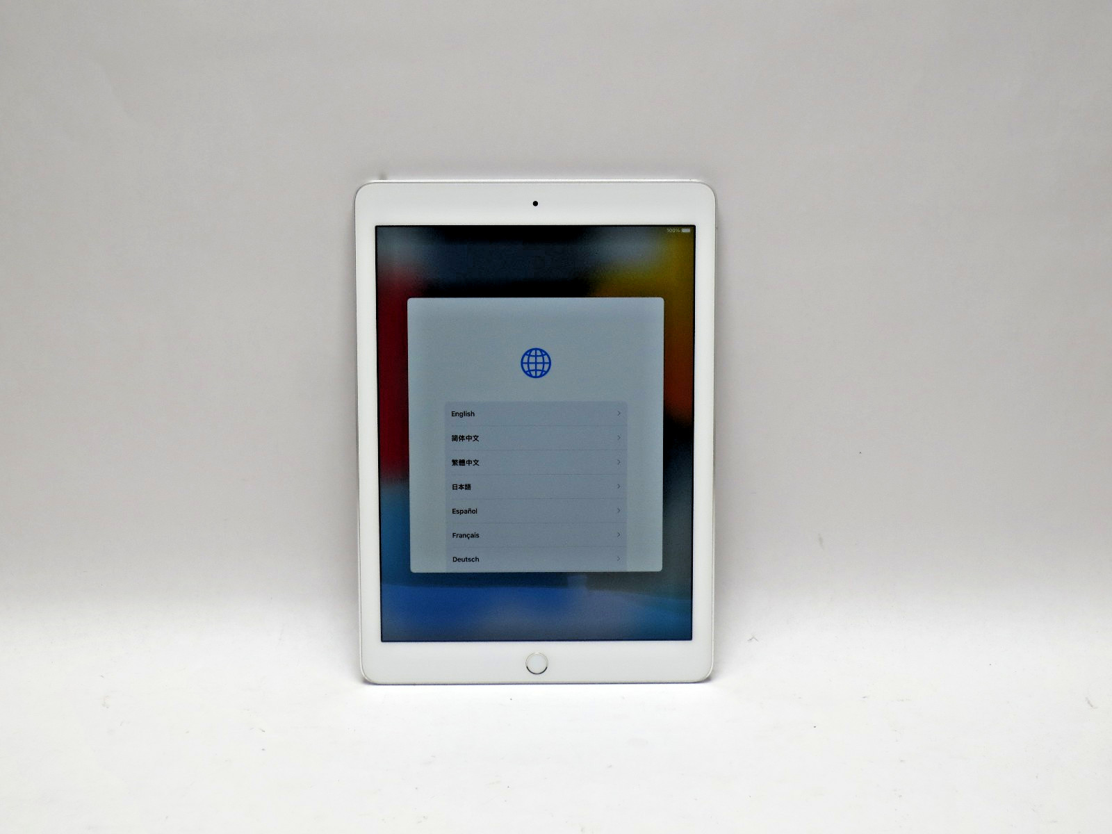 Apple iPad Air 2 (Wi-Fi) 16GB Silver A1566 iOS 15.8.8 MGLW2LL/A