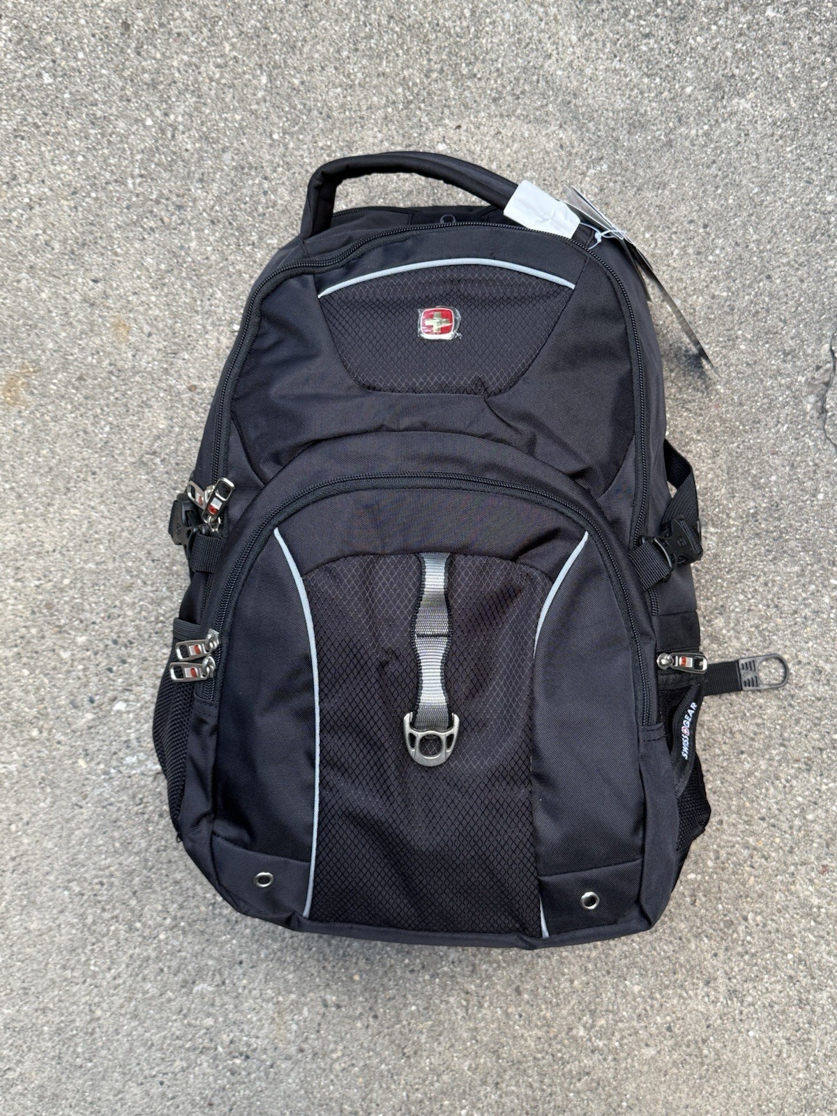 NEW SwissGear Black Computer Backpack with 15″ Laptop Sleeve & Tablet Safe – NWT