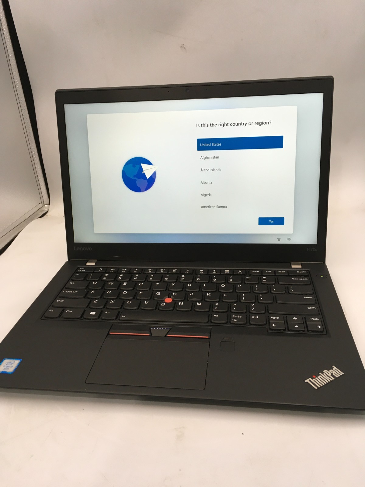 Lenovo Thinkpad T470s 14″ Intel Core i5 6th Gen 4GB RAM 128GB SSD Windows 11