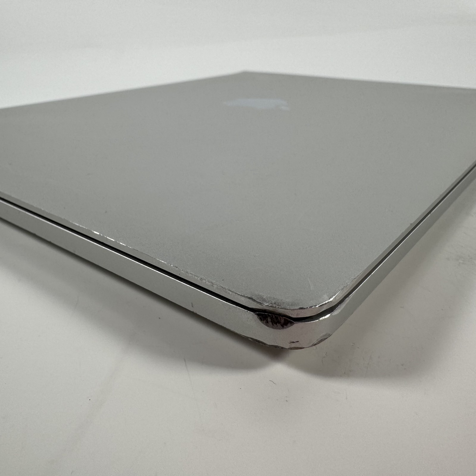 Apple 2022 13″ MacBook Pro 3.49GHz M2 MNEP3LL/A | Multiple Issues | For Parts