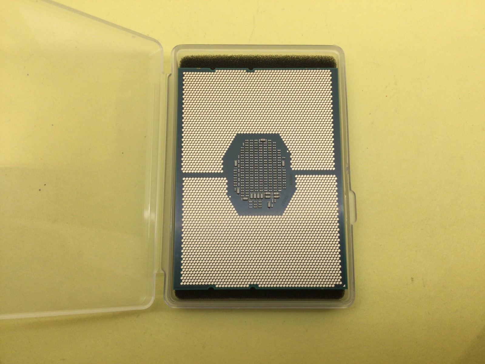 SRF8W Intel Xeon Processor Gold 6230 20-Core 2.10GHZ 125W 27.5MB CPU