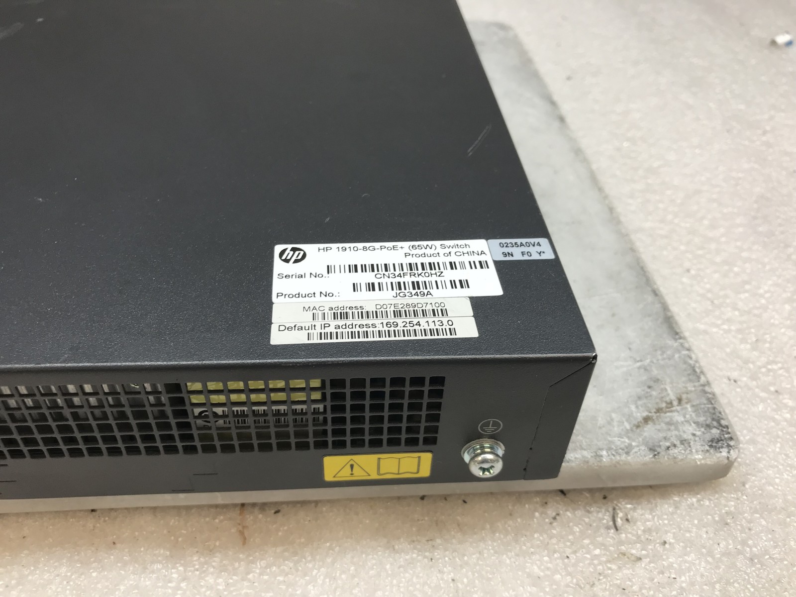 HP 1910-8G-PoE+ 65W Ethernet Switch With Power Cables NO RACK EARS