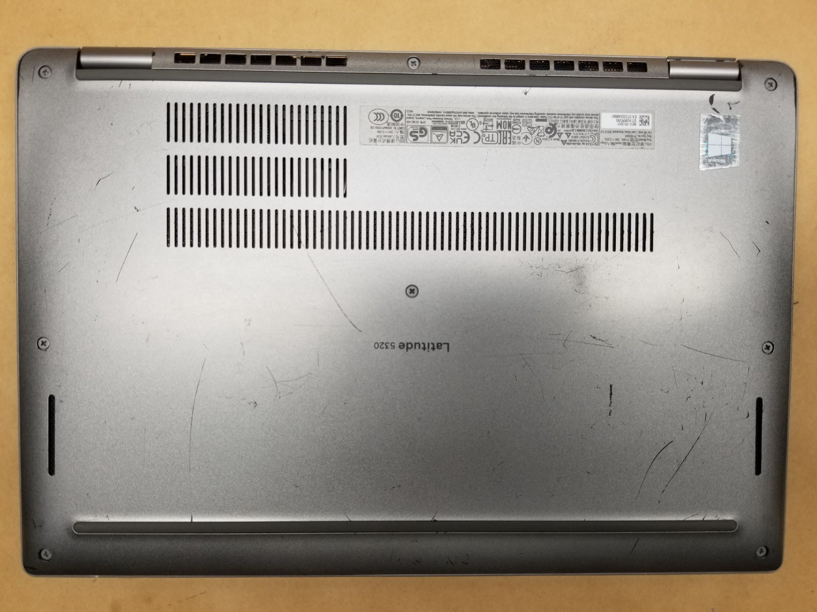 Dell Latitude 5320 13.3″ FHD i7-1185G7 3.00GHz, 16GB RAM, 128GB SSD, WIN 11