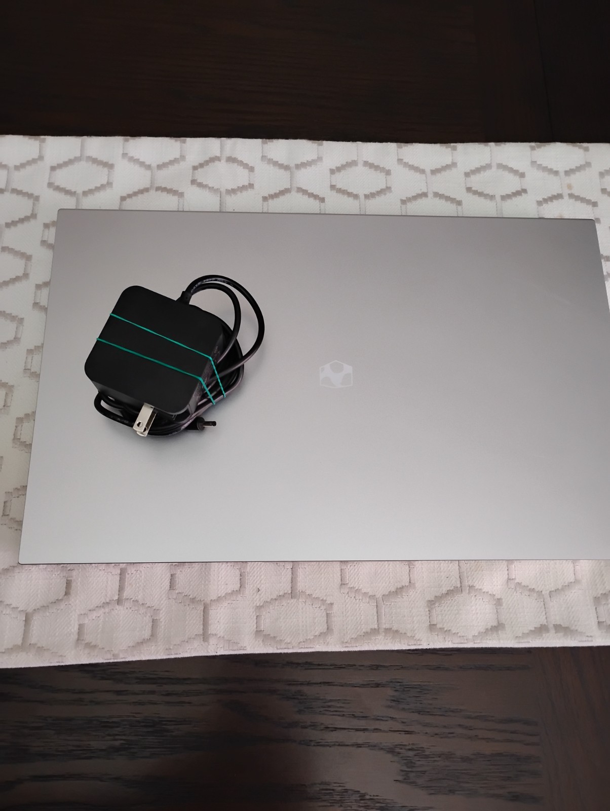 laptop Gateway 17 in AMD Ryzen 5 Pro (Lucienne) 5675U 8 GB DDR4 256 GB SSD