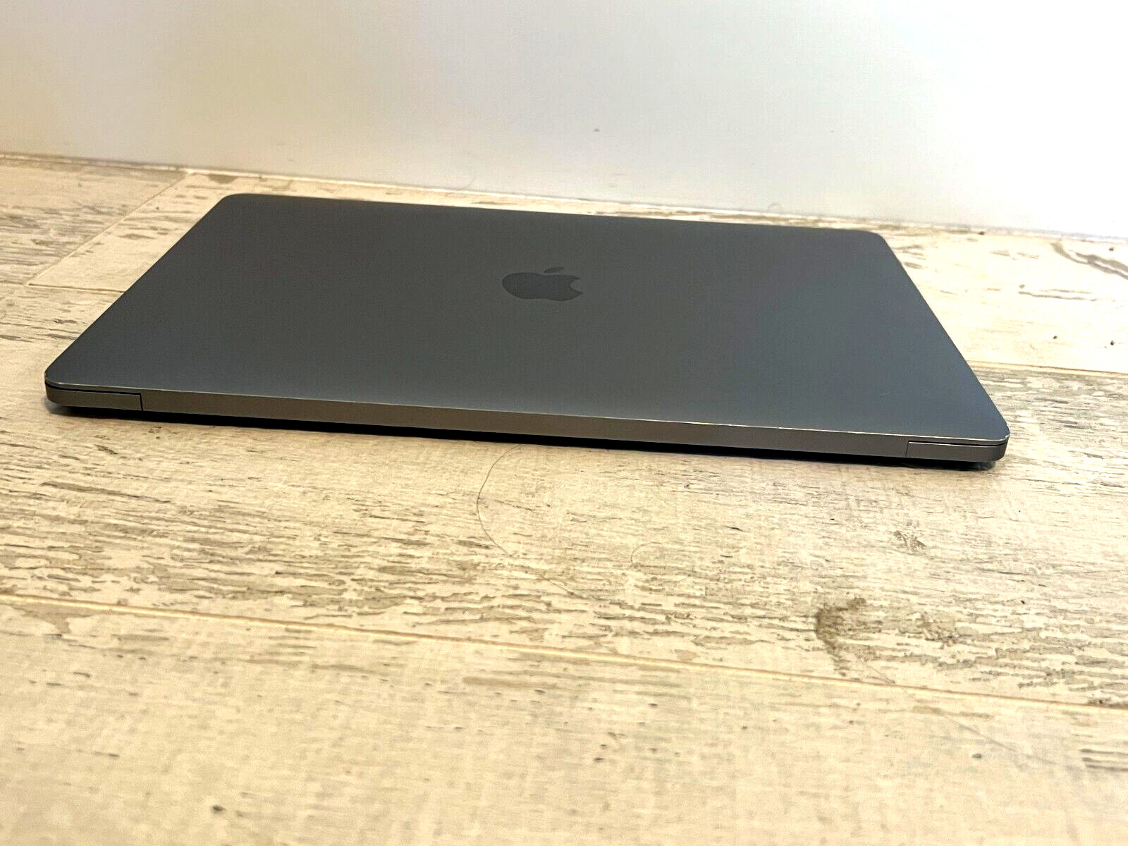 13″ Apple MacBook Pro A2251 Turbo i7 4.1ghz 512GB 16GB RAM Sequoia 1yr Warranty