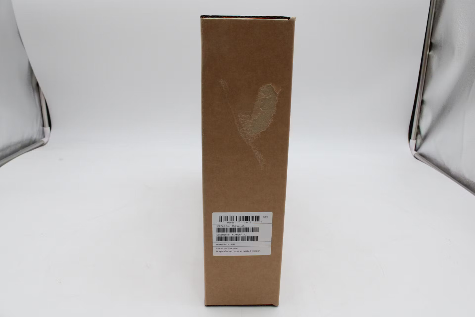 NEW Apple 14″ MacBook Pro M5 Pro Silver A3426, 2TB SSD, 24GB RAM, 15-core cpu…