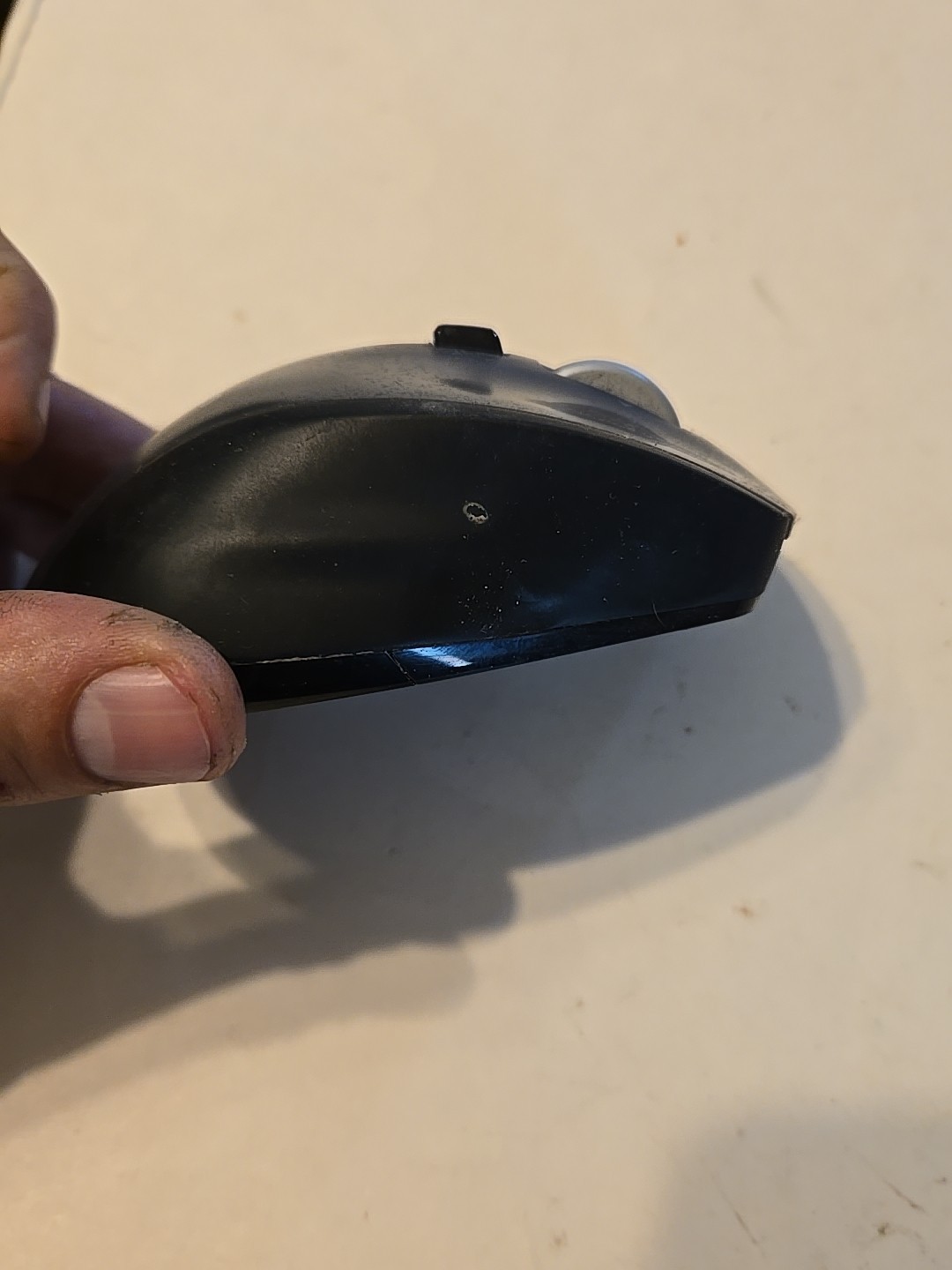 Logitech M705 Marathon Wireless Laser Mouse & USB Unifying Receiver 910-001949