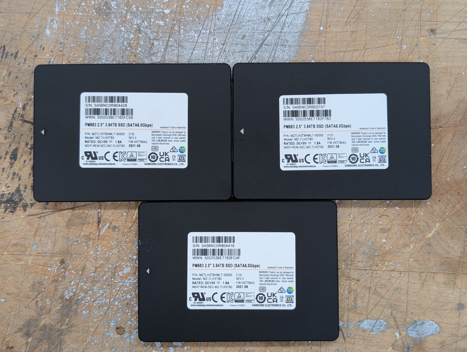 Samsung 3.84TB PM883a MZ7LH3T8HMLT SATA 6Gb/s 3D TLC 1 DWPD 2.5″ SSD 99% health
