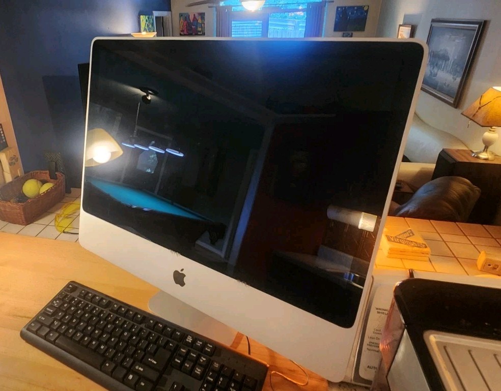 Apple iMac A1225 Late 2009 24″ Intel Core 2 Duo 2.93GHz 4GB RAM 640GB HDD Mont