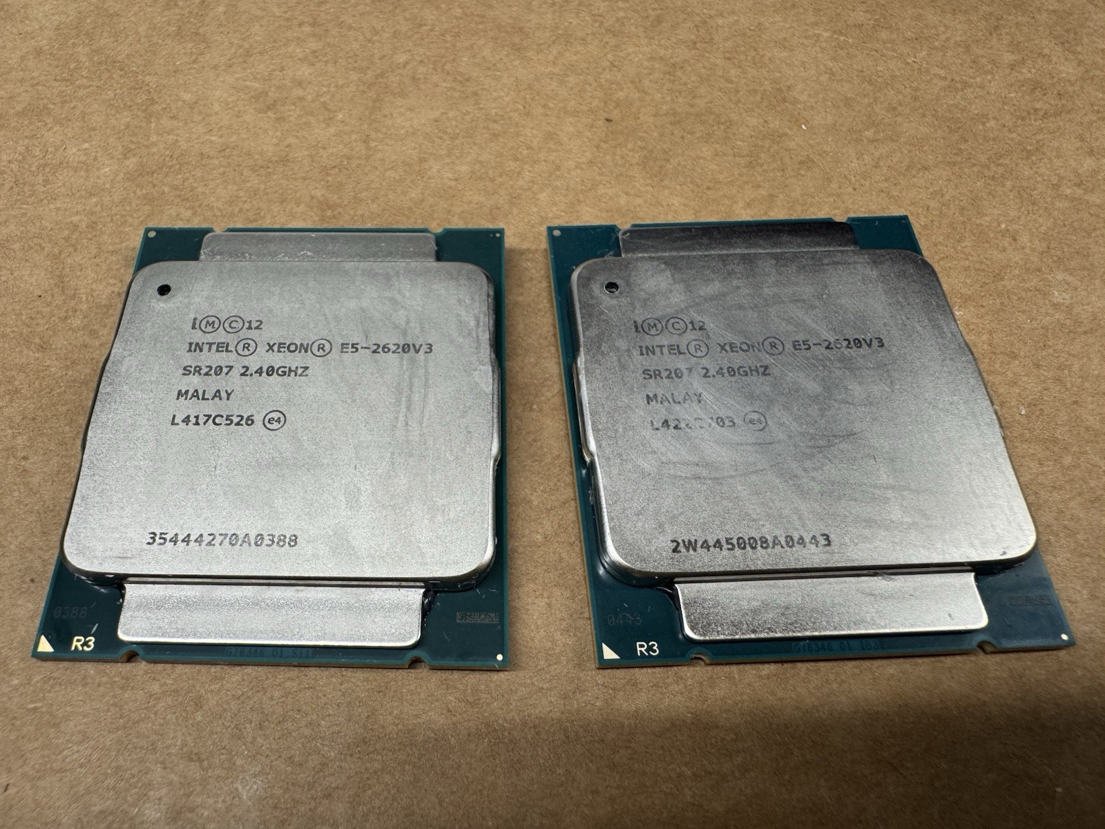 LOT OF 2 INTEL XEON E5-2620 V3 SR207 2.4GHZ 15MB 6 CORE 85W – SERVER PULL