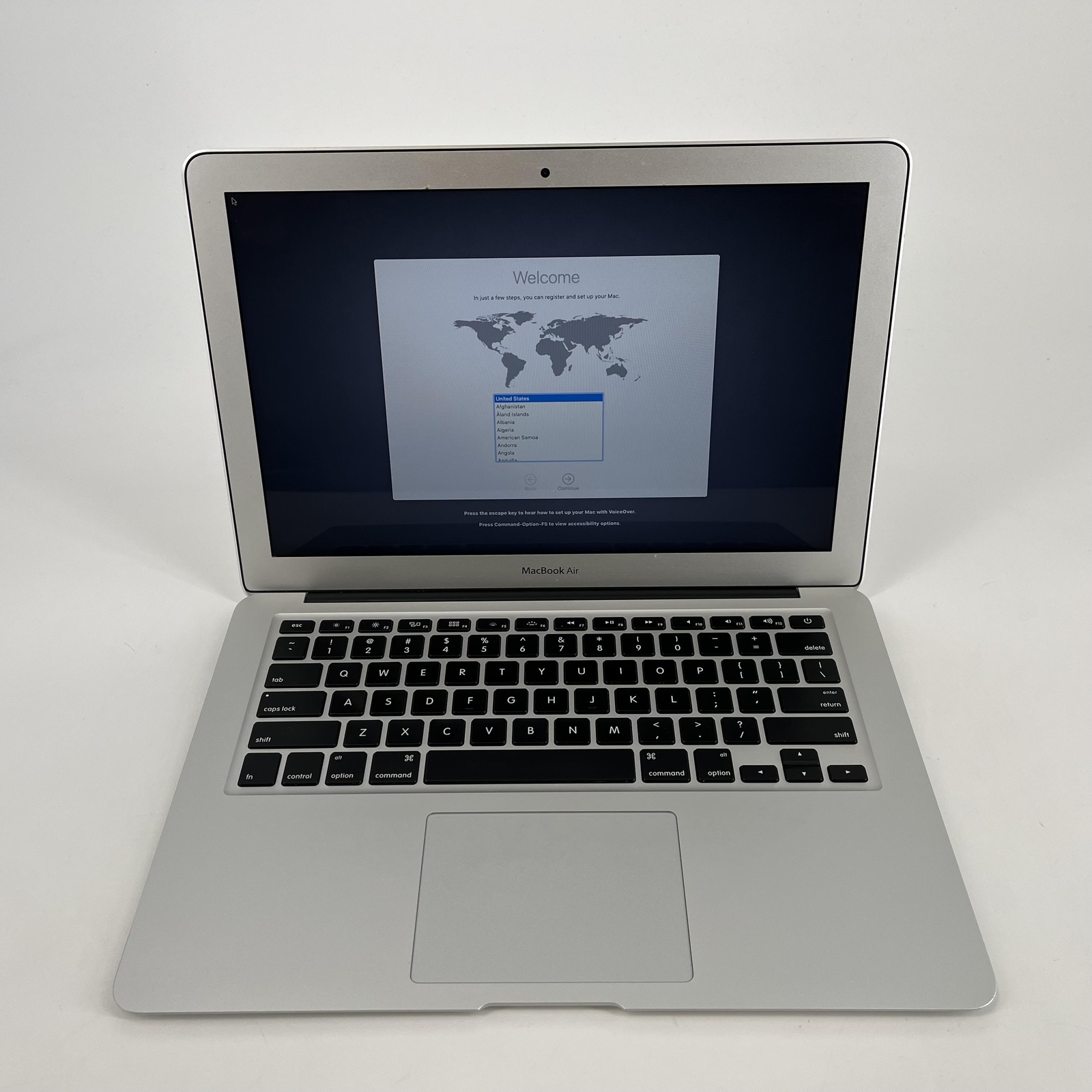 Apple MacBook Air 13 2017 1.8 GHz Intel Core i5 5th Gen 8GB 256GB SSD