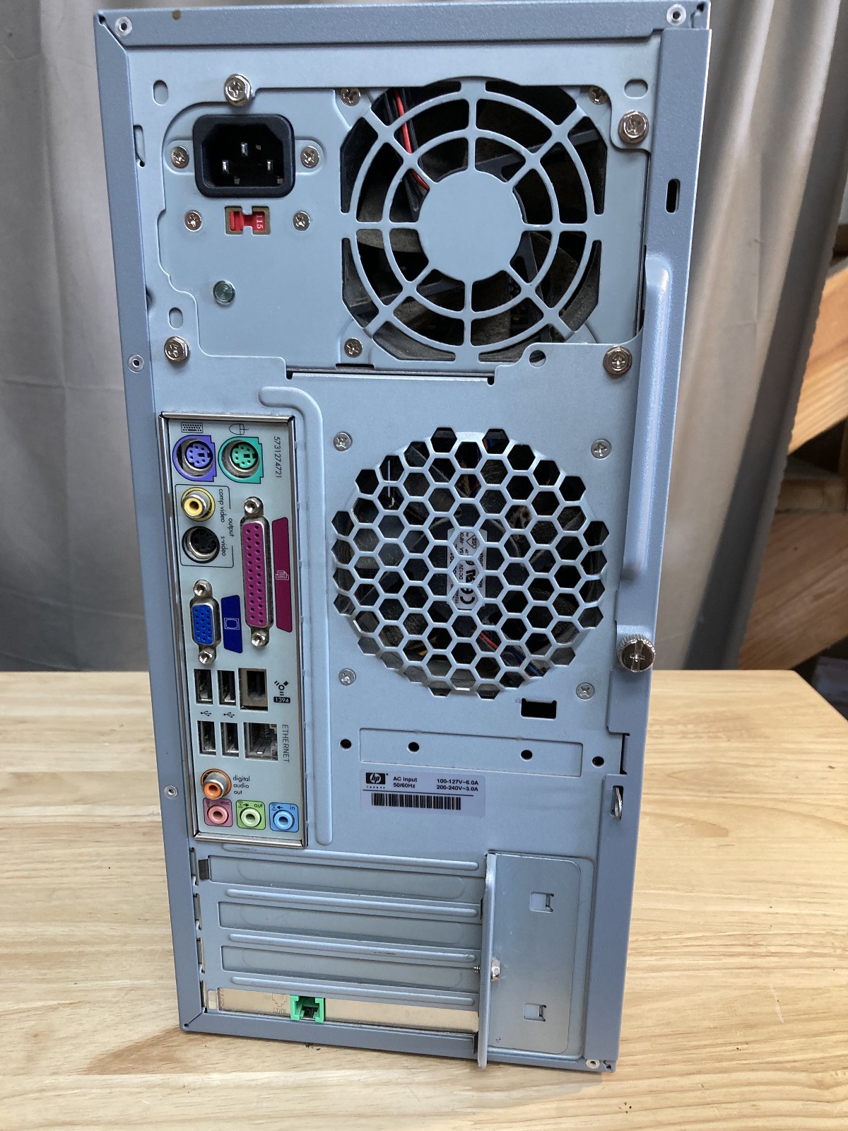 HP Media Center Pavilion a1129n AMD Athlon 64 3400+ 2.2GHz 512MB RAM 1TB HDD