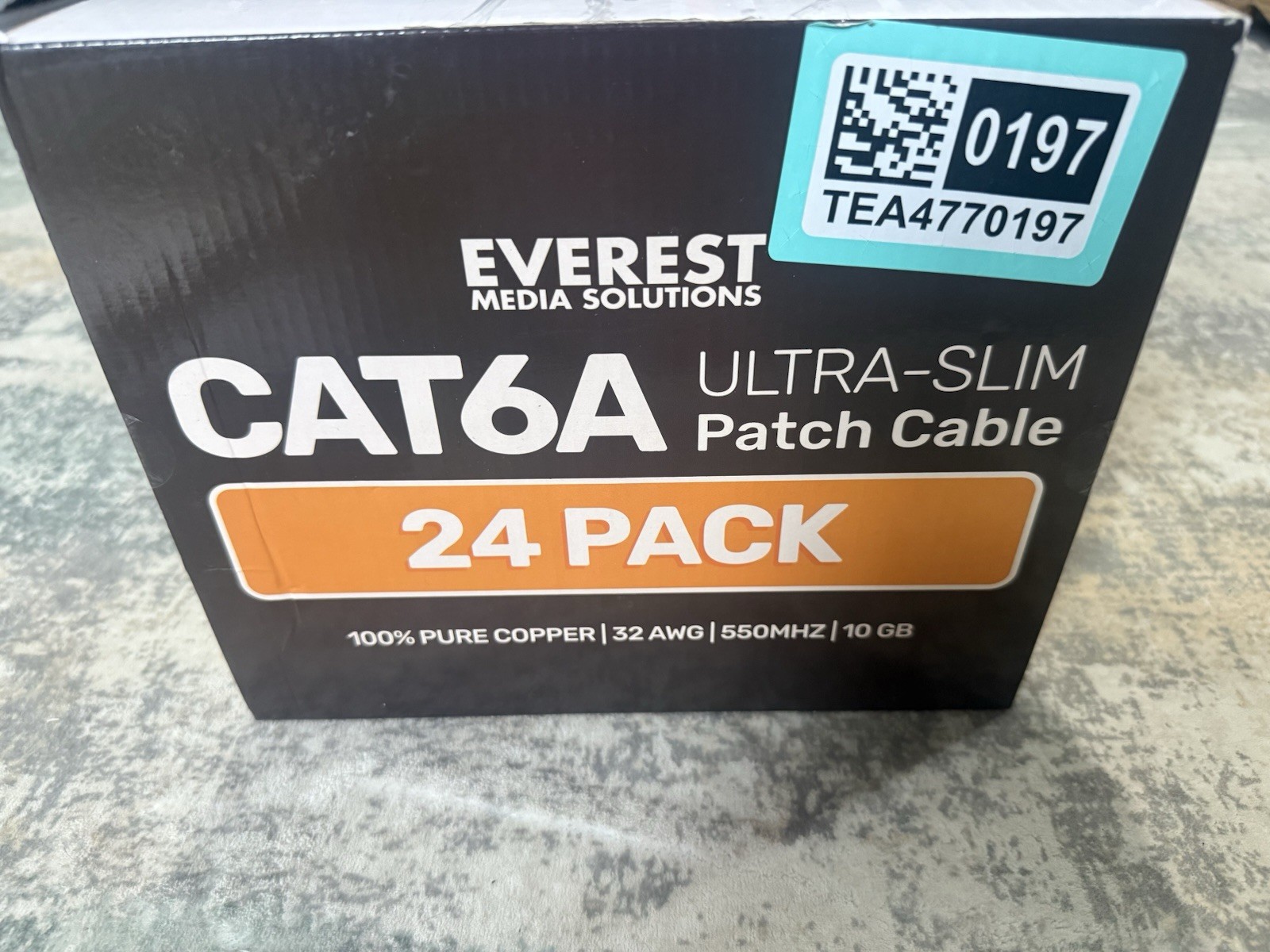 Everest Ultra Slim Cat6A Ethernet Patch Cable 24 Pack 5ft Black 10Gb 550MHz