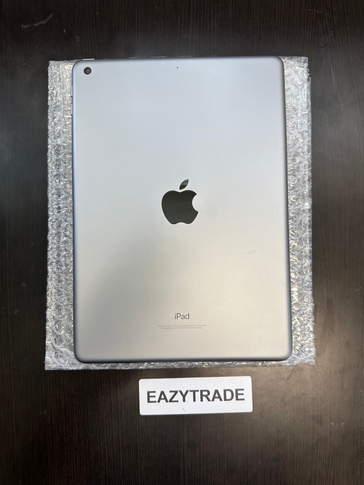 Apple iPad 6th Gen, Wi-Fi, 9.7in – 32GB 128GB – Gray Silver Gold – Grade C
