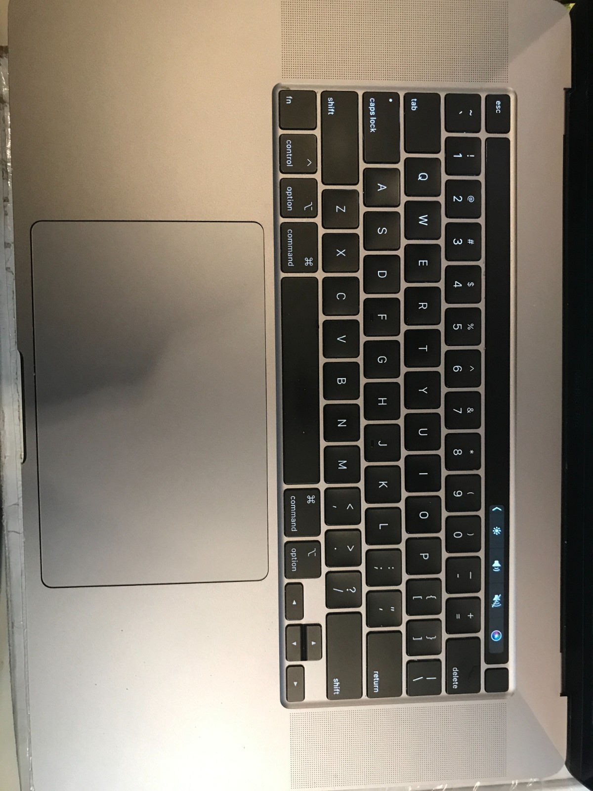 Apple MacBook Pro A2141 16 Core i9 2.3GHZ 16GB 1TB Gray 2019 USED #171