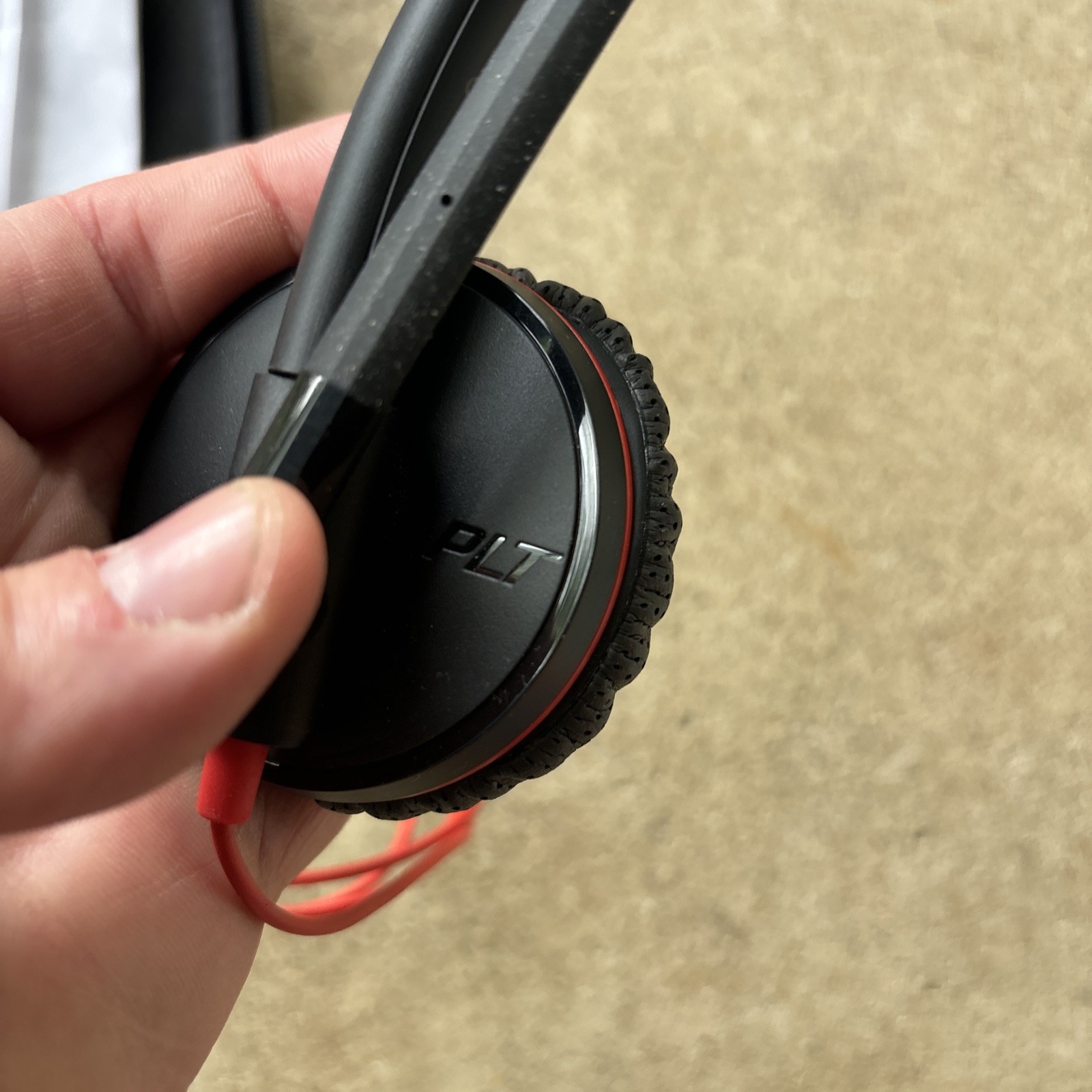 Plantronics Blackwire 3220 USB Over-the-Ear Headset – Black