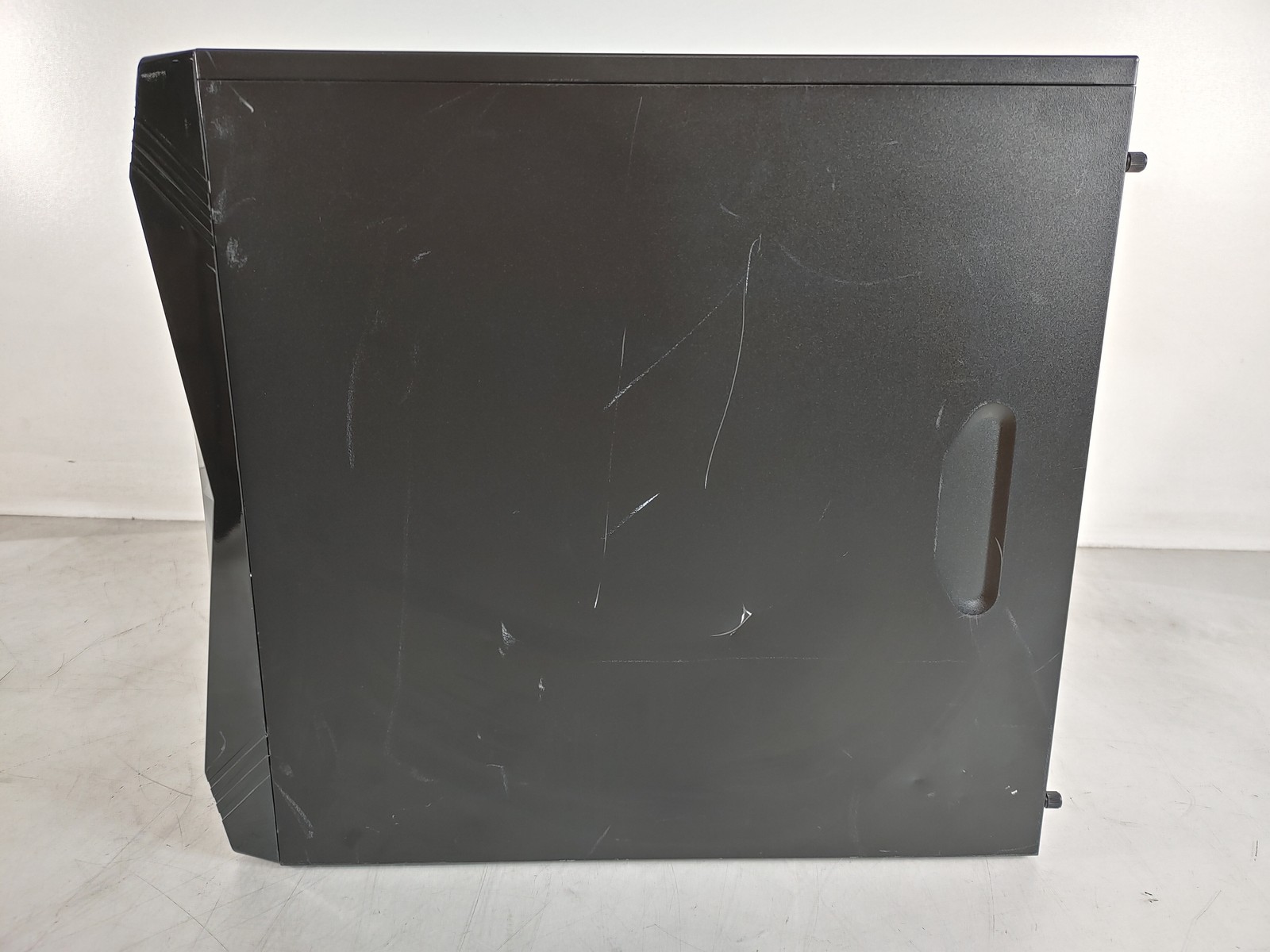 Asus M5A99FX Pro R2.0 FX- 8350 4.00 GHz 16 GB DDR3 No HDD