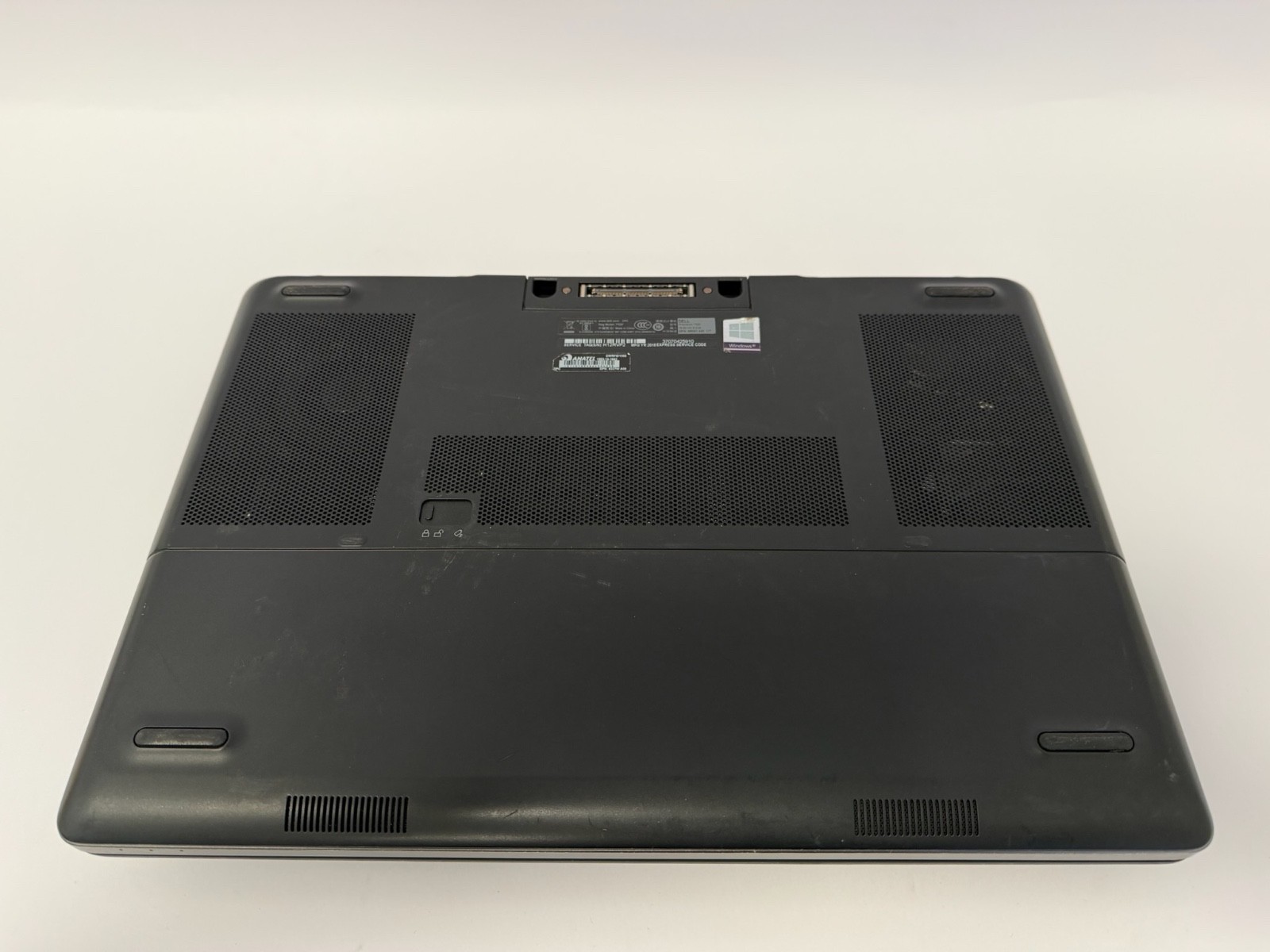Dell Precision 7520-i7-7820HQ@2.30GHz 16GB DDR4 Ram 256GB NVME SSD NVIDIA W11P