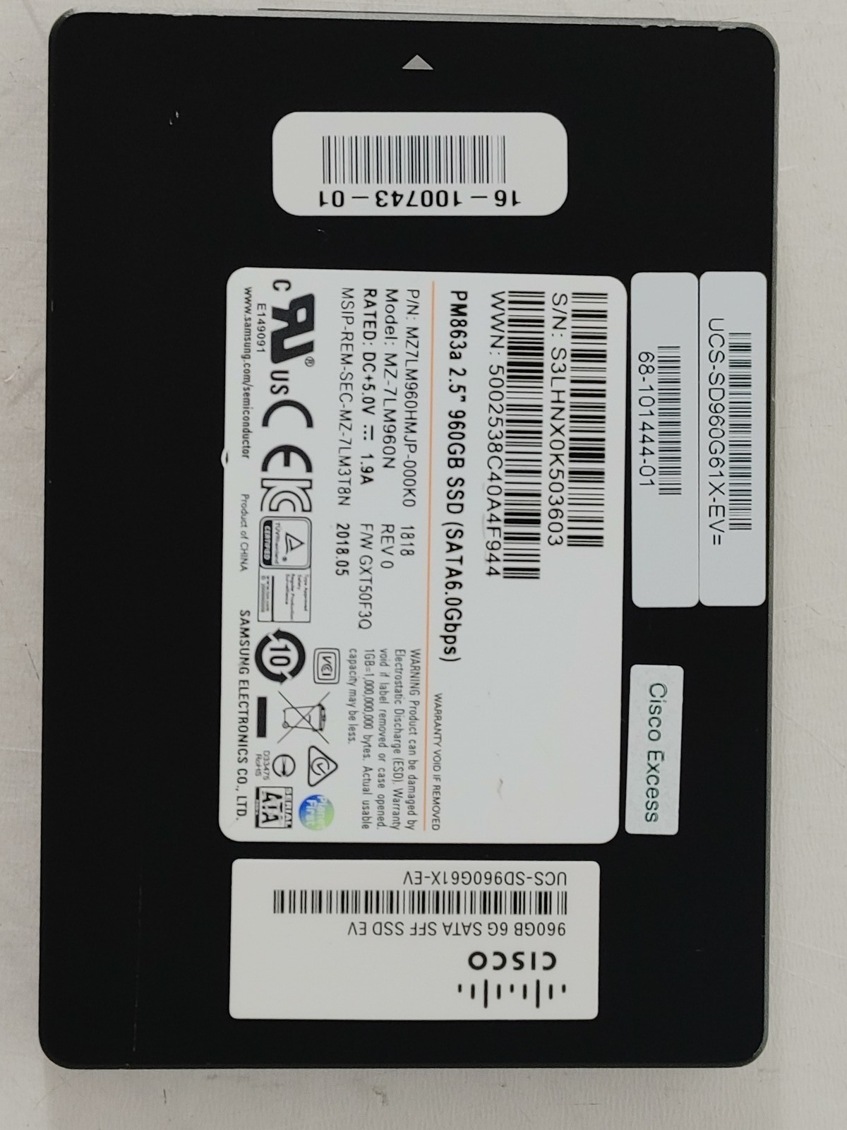 Samsung Cisco PM863a MZ-7LM960N 960GB SATA III 2.5 in Solid State Drive