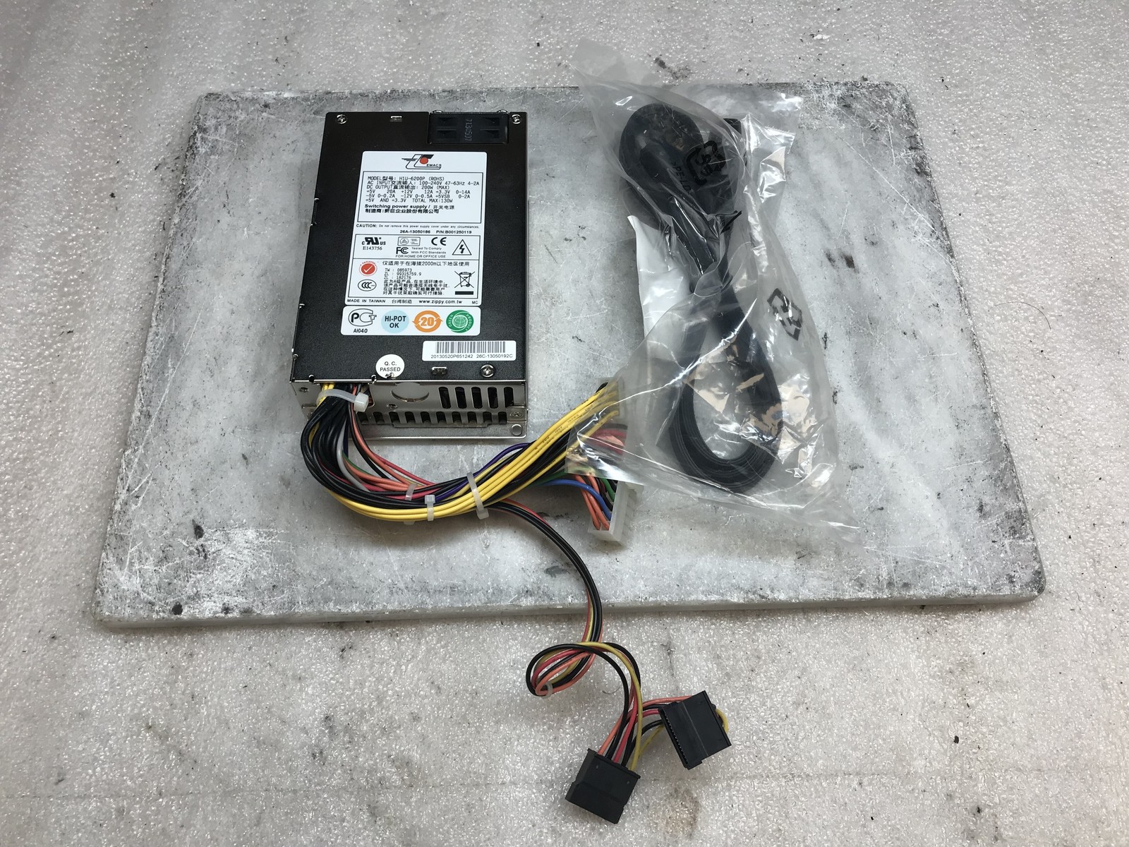 ZIPPY EMACS H1U-6200P 200W ATX Switching Power Supply w/ Power Cable