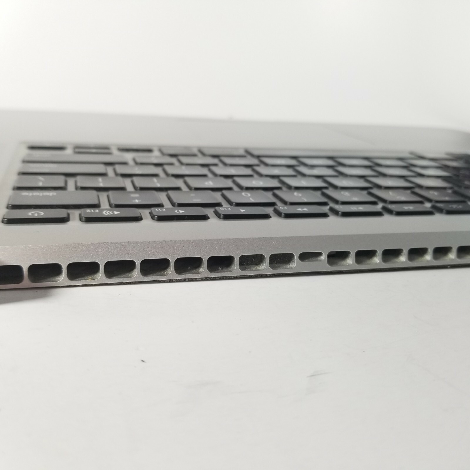 MACBOOK PRO 15 2014 A1398 PALMREST W/ TOUCHPAD/ KEYBOARD C02P4660G3QD